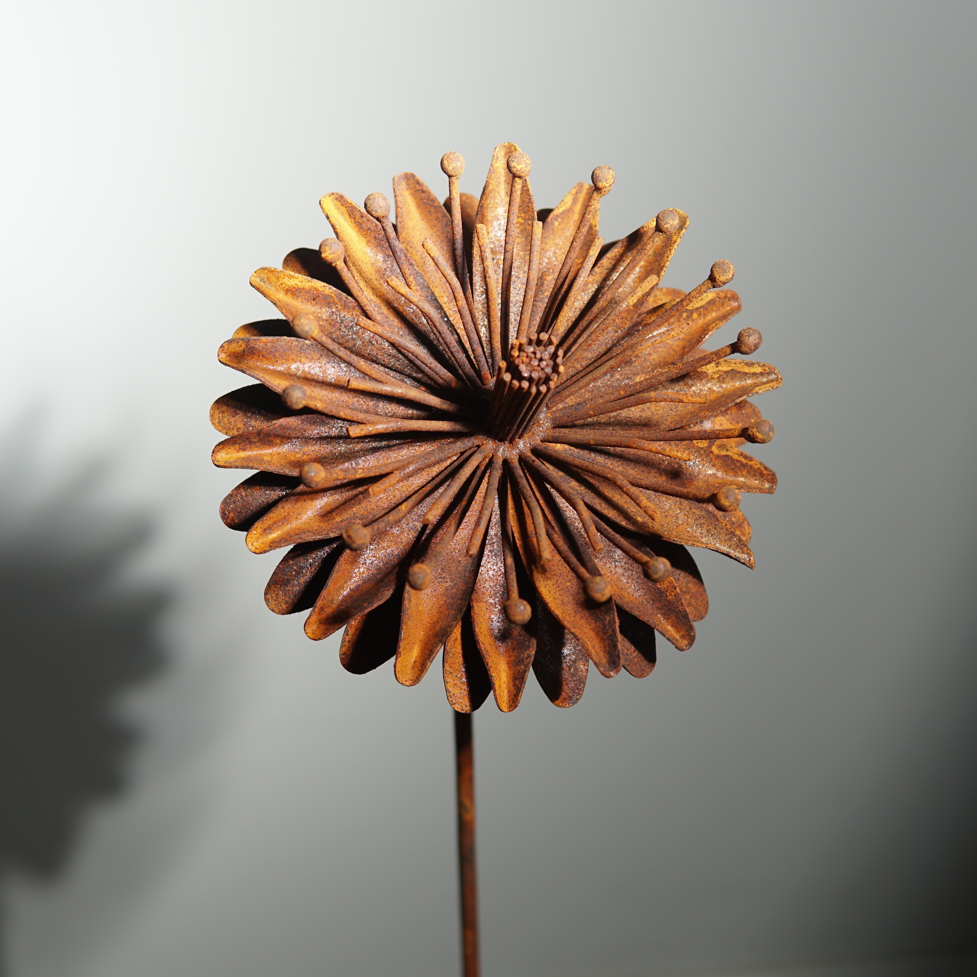 W6049 - Iron wire flower stake