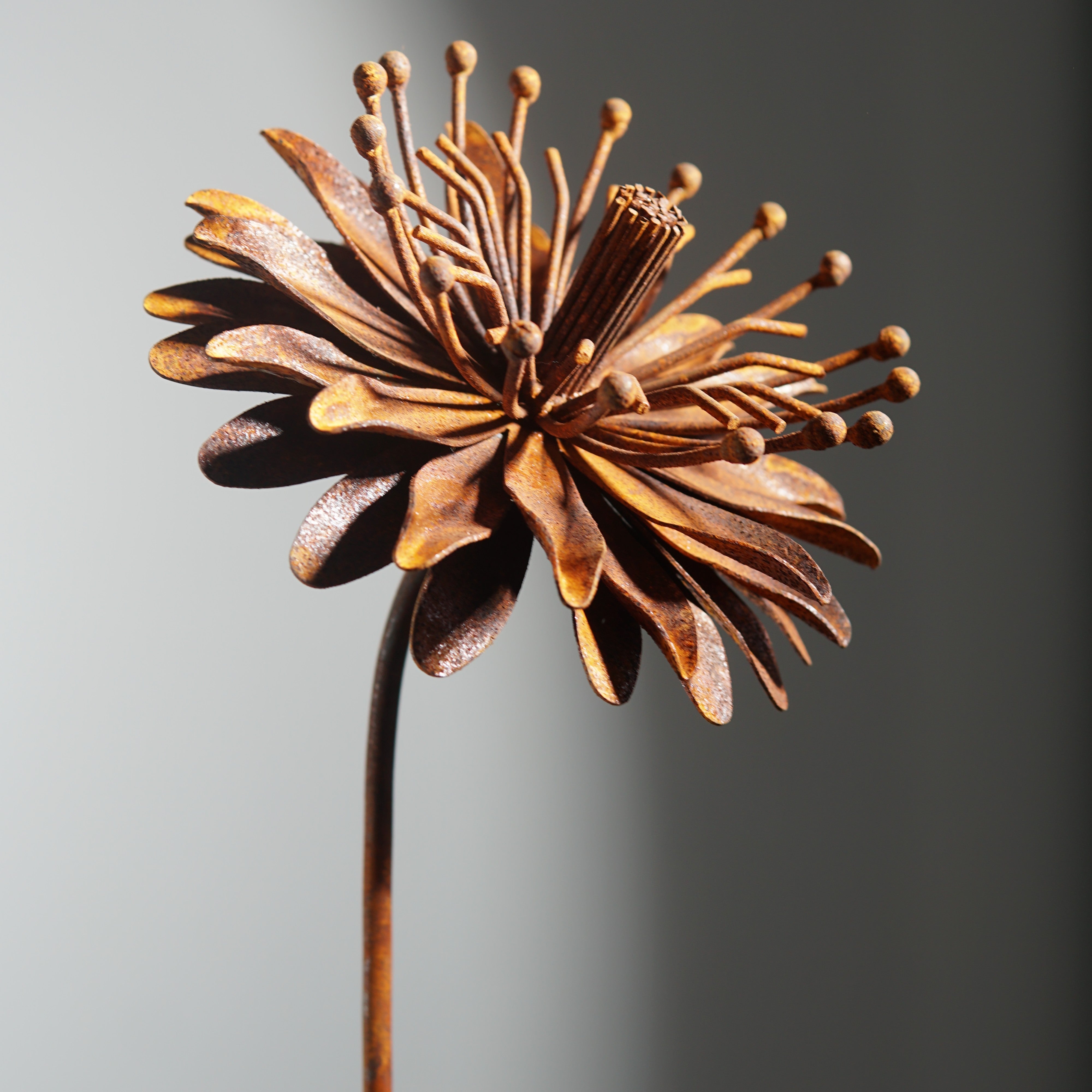 W6049 - Iron wire flower stake
