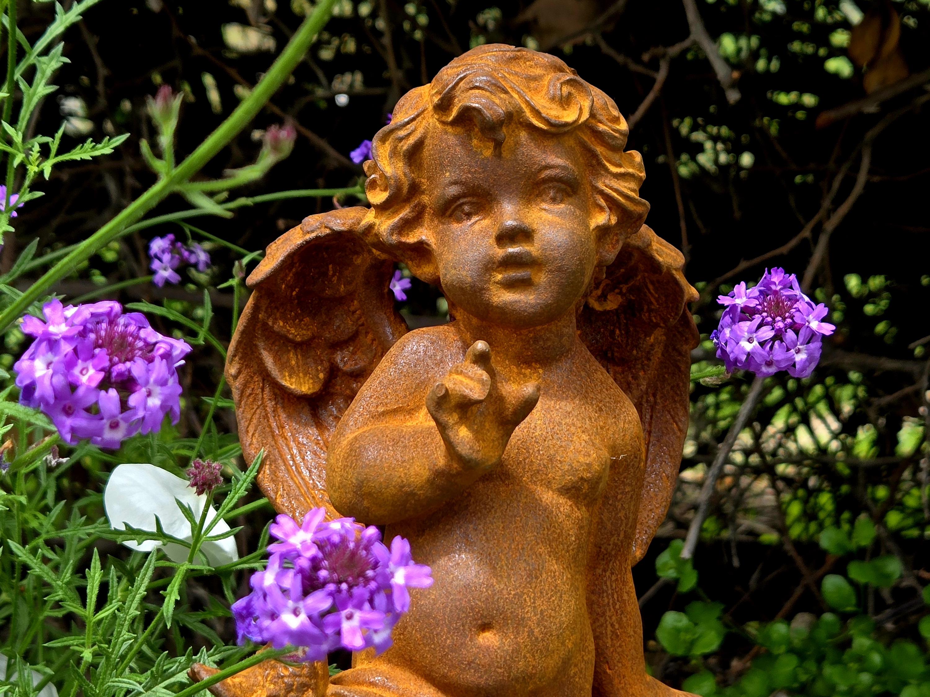 Cast Iron Cherub Angel Statues: Renaissance Garden Decor - Set of 2