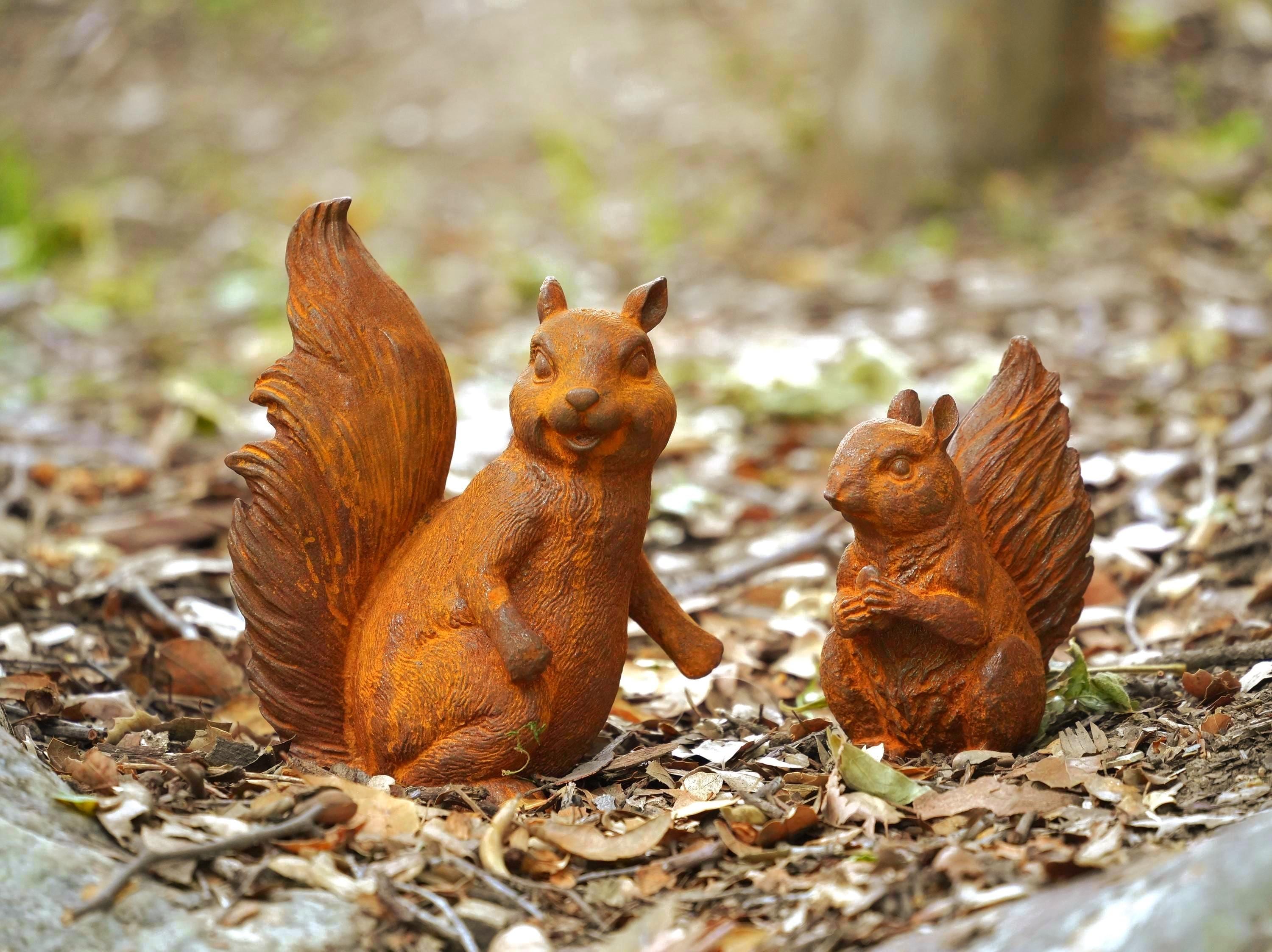 Cast Iron Squirrel Statue: Acorn Woodland Garden Decor