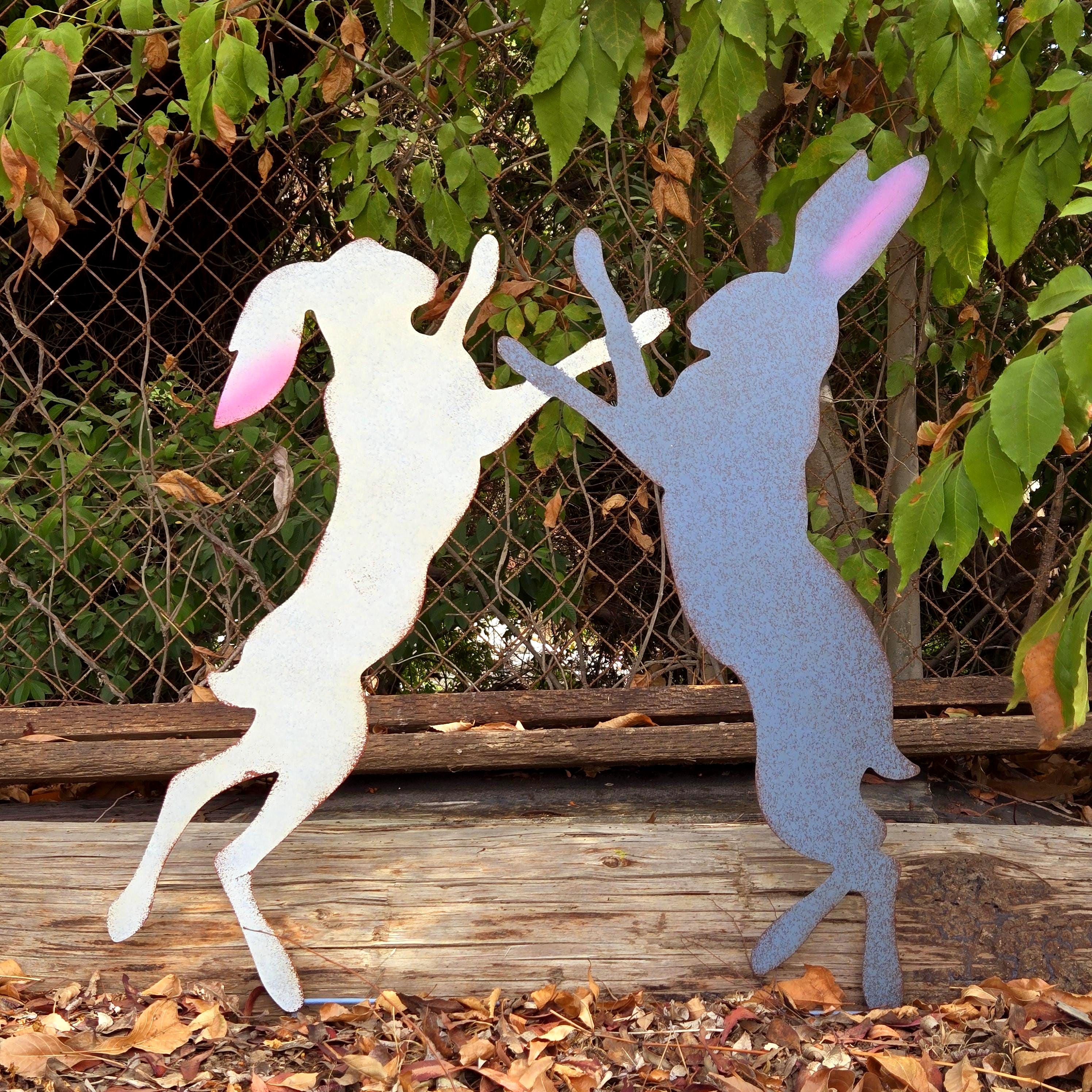 Rustic Boxing Hares Metal Garden rabbit Stake – Farmhouse Yard Art
