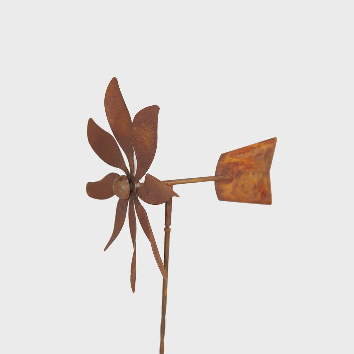 Handmade Rustic Metal Flower Wind Vane: Iron Garden Decor