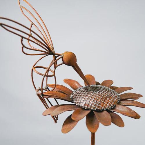 Rusty Hummingbird on Daisy Garden Stake – Handcrafted Metal Art for Outdoor Yard Decor