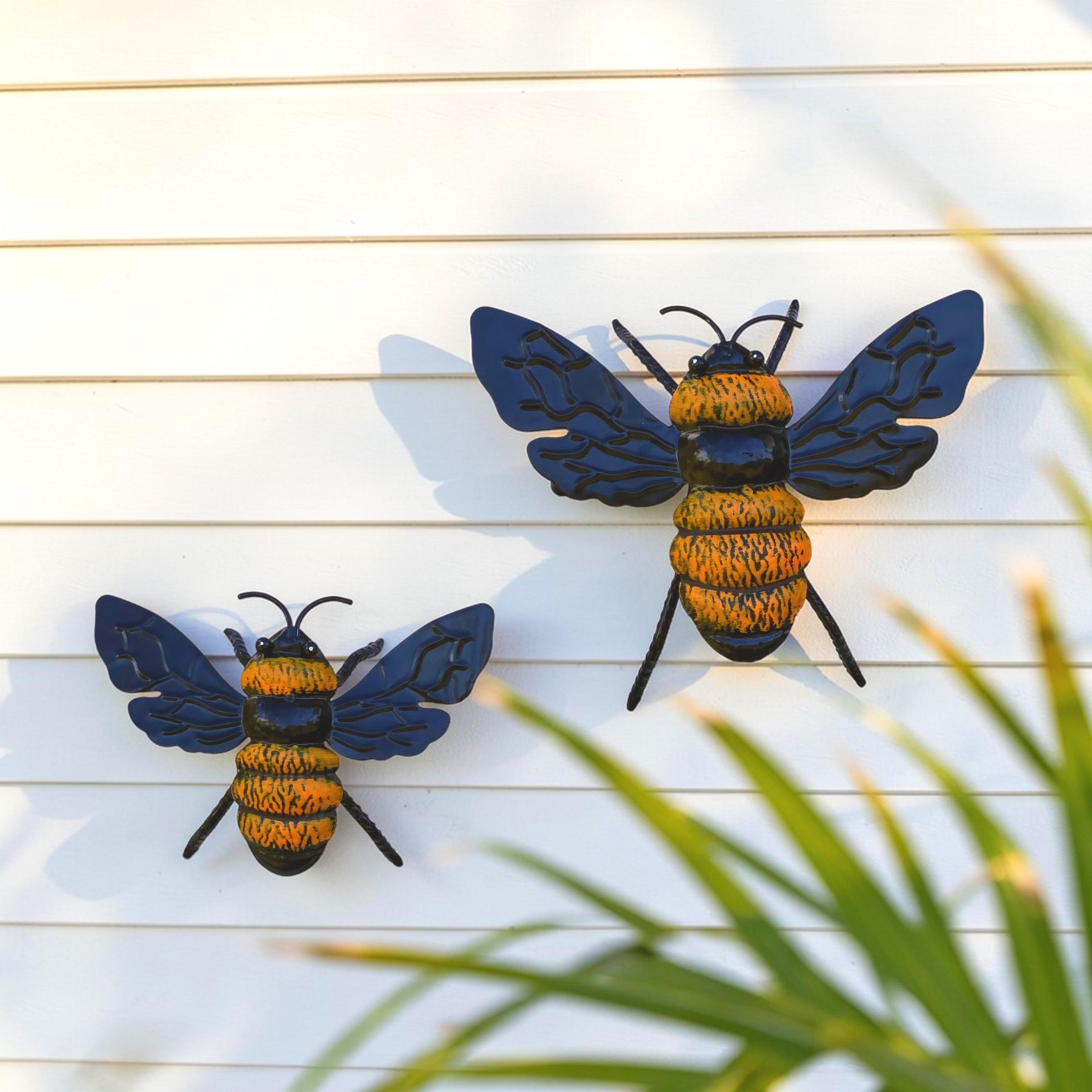 Rustic Metal Bees for Wall Hanging or Tabletop, Set of 2