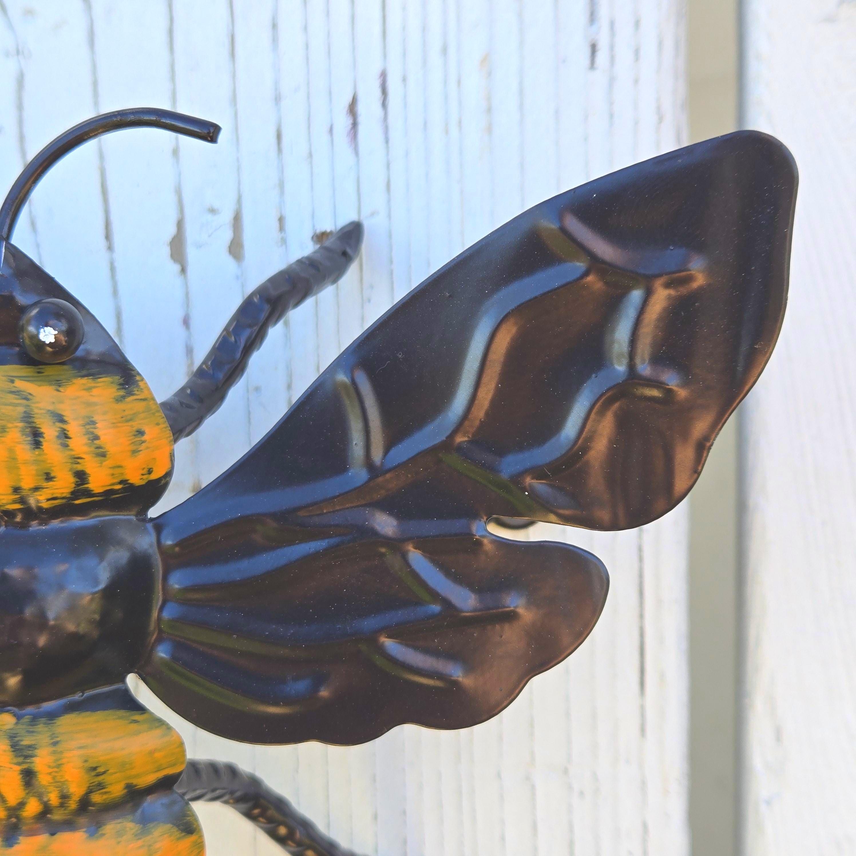 Rustic Metal Bees for Wall Hanging or Tabletop, Set of 2