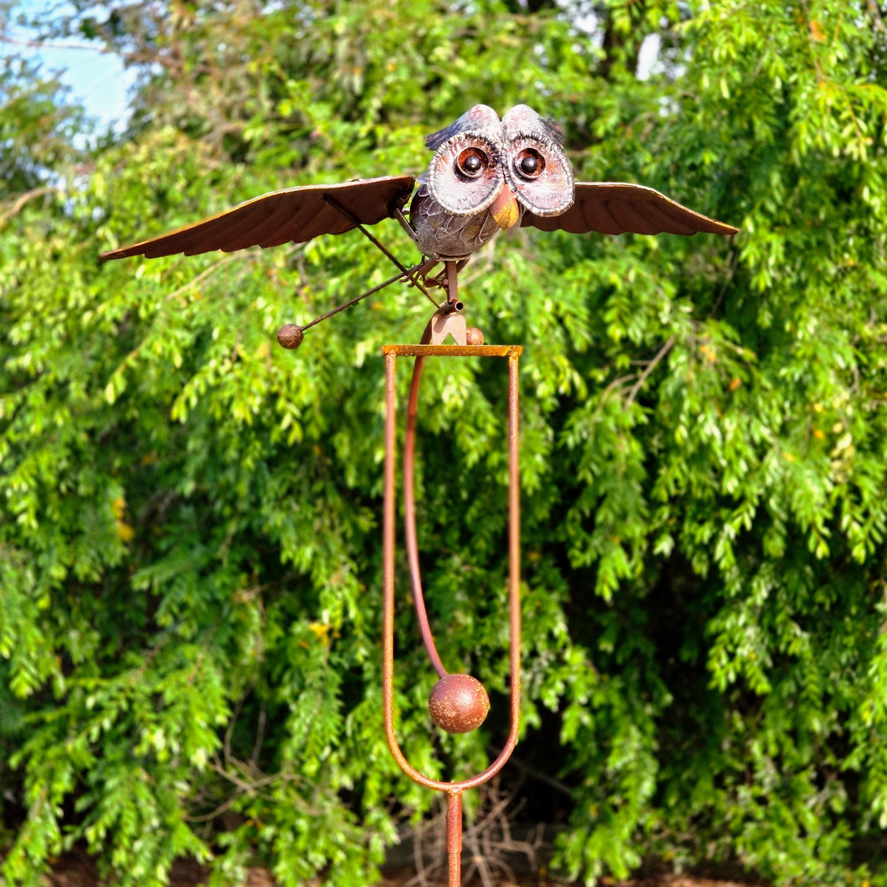 Rustic Metal Owl Garden Stake – Kinetic Balancing Yard Art, Outdoor Farmhouse Decor