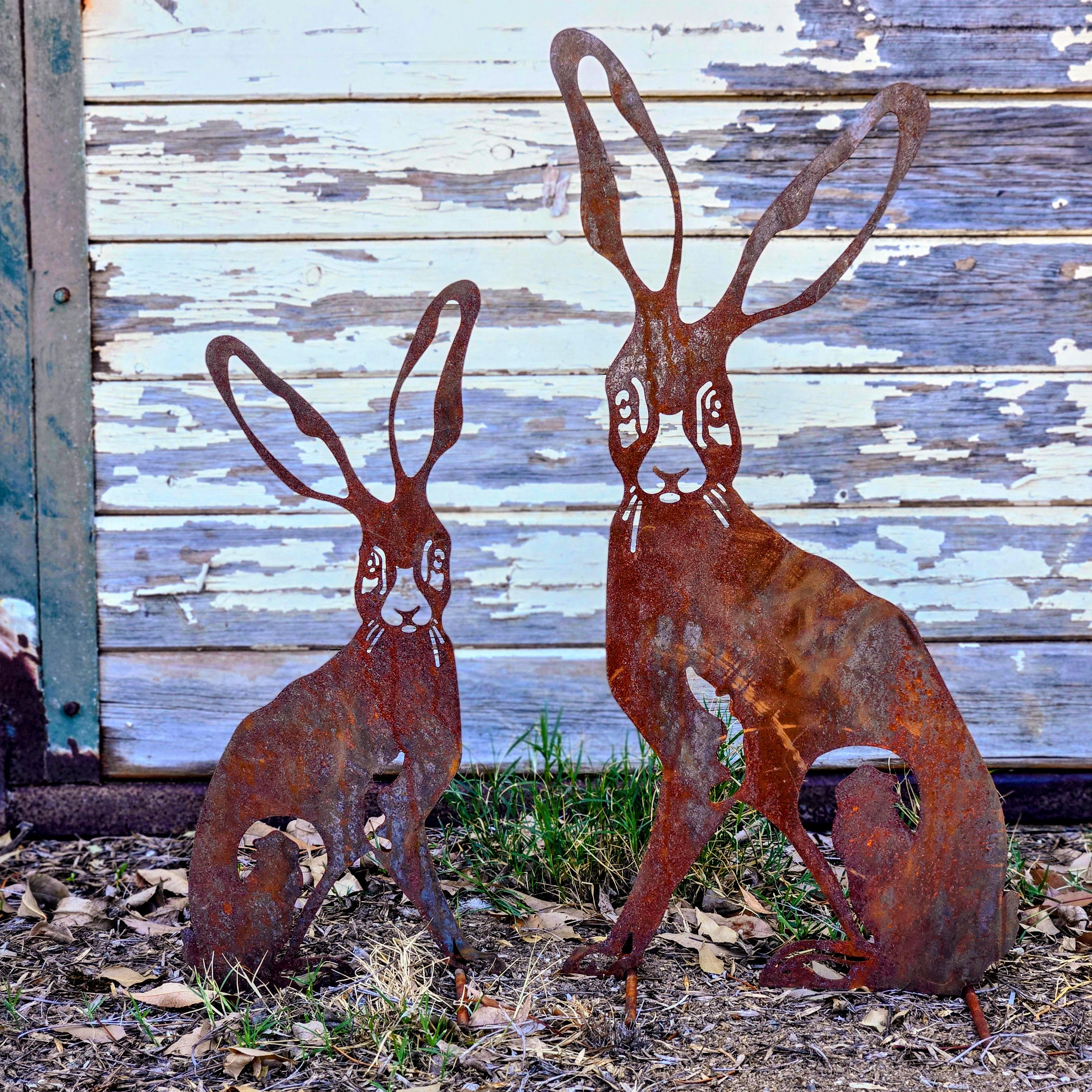 Rustic Metal Rabbit Garden Stakes – Patina Steel Easter Yard Art, Farmhouse Decor