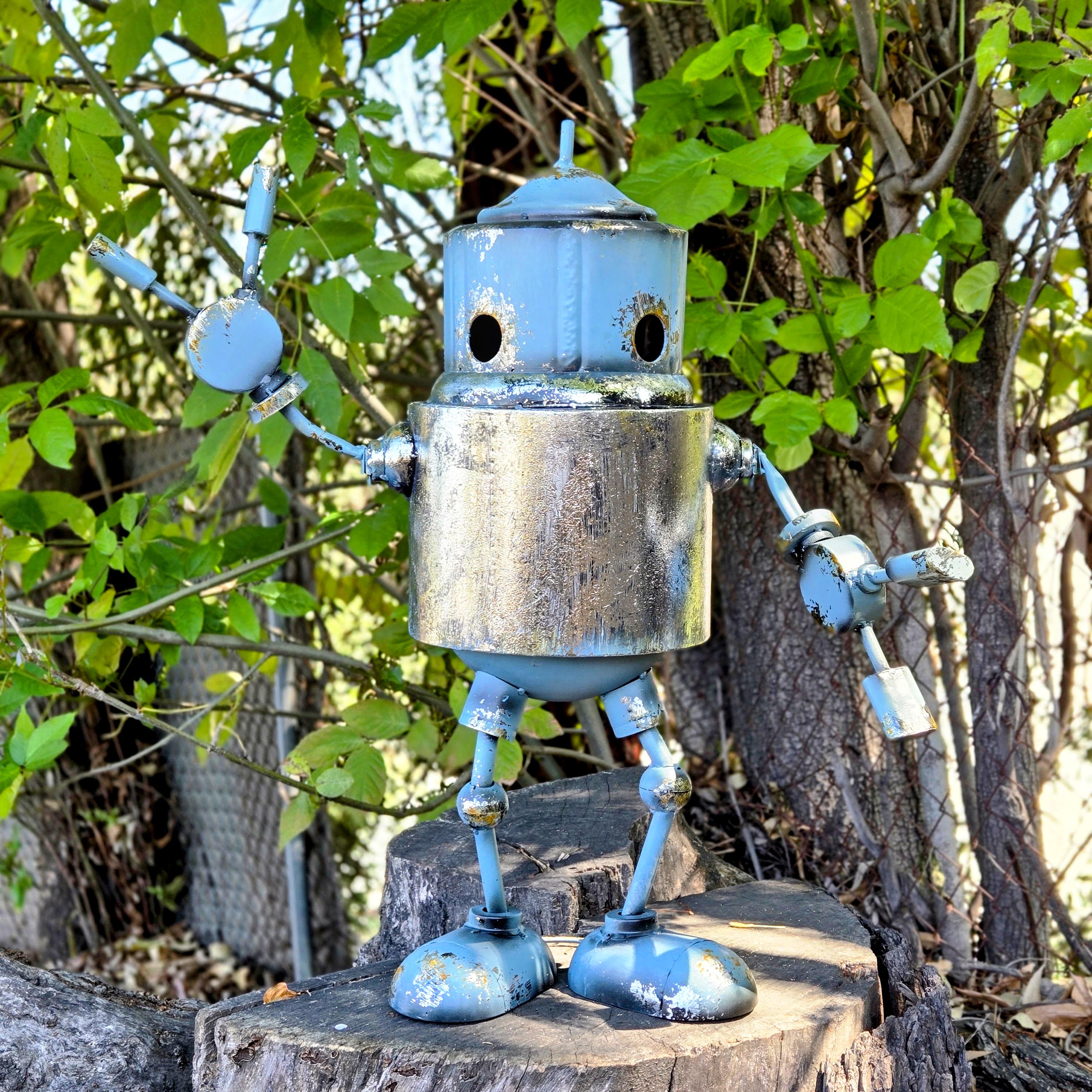 Blue Metal Robot Garden Sculpture – Rustic Industrial Yard Art Outdoor Garden Decor