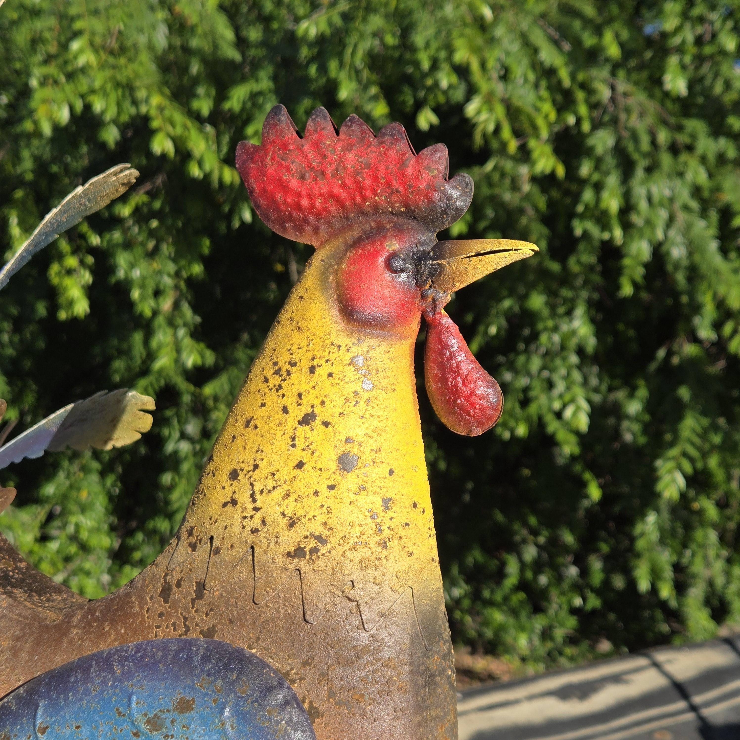 Rustic Metal Rooster Wind Spinner – Vintage Farmhouse Garden Yard Art