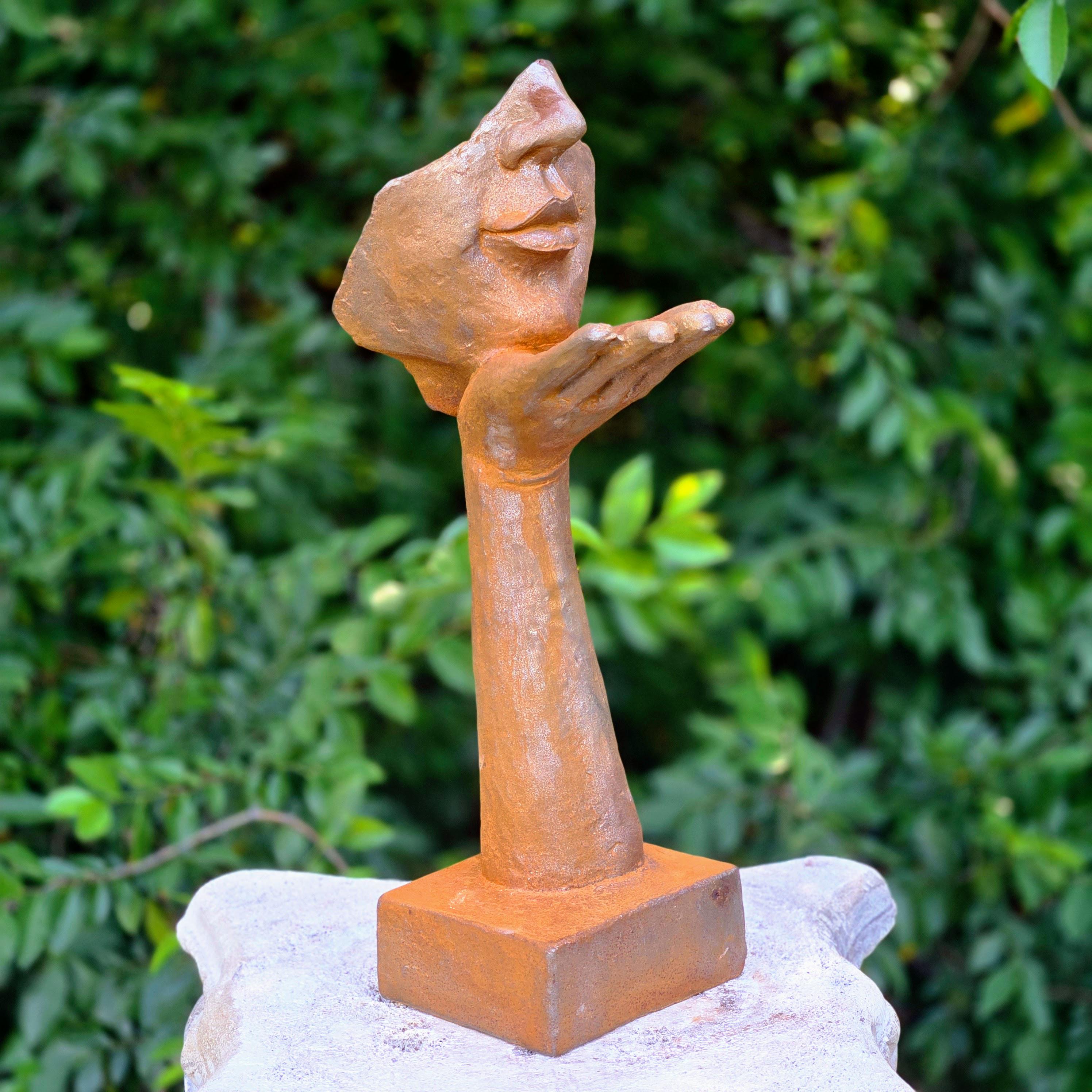 Abstract Metal Face Sculpture – Rustic Garden Statue, Artistic Hand Gesture Figurine