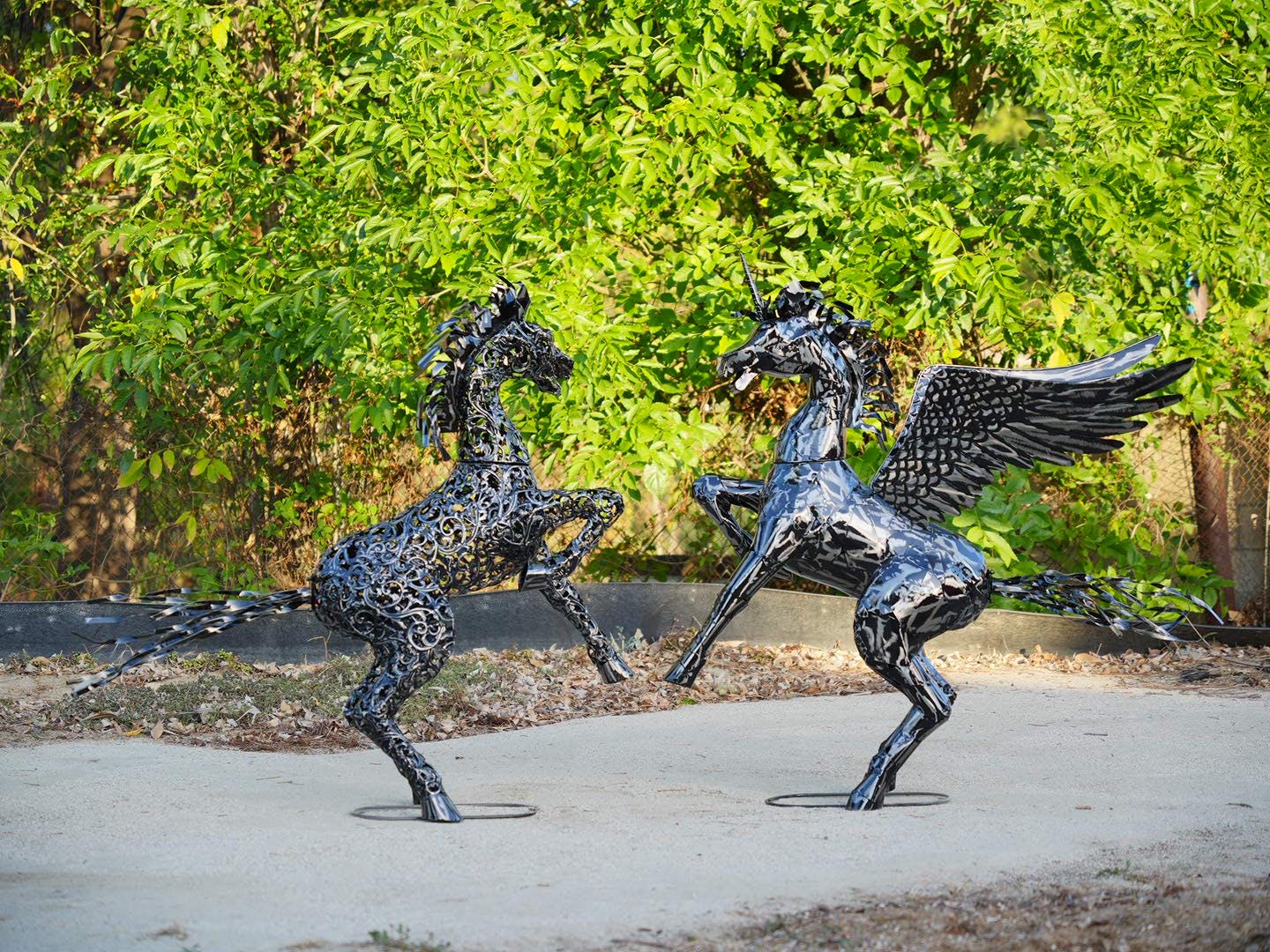 Large Metal Horse Sculpture – Rearing Rearing Animal Yard Art, Rustic Farmhouse Décor