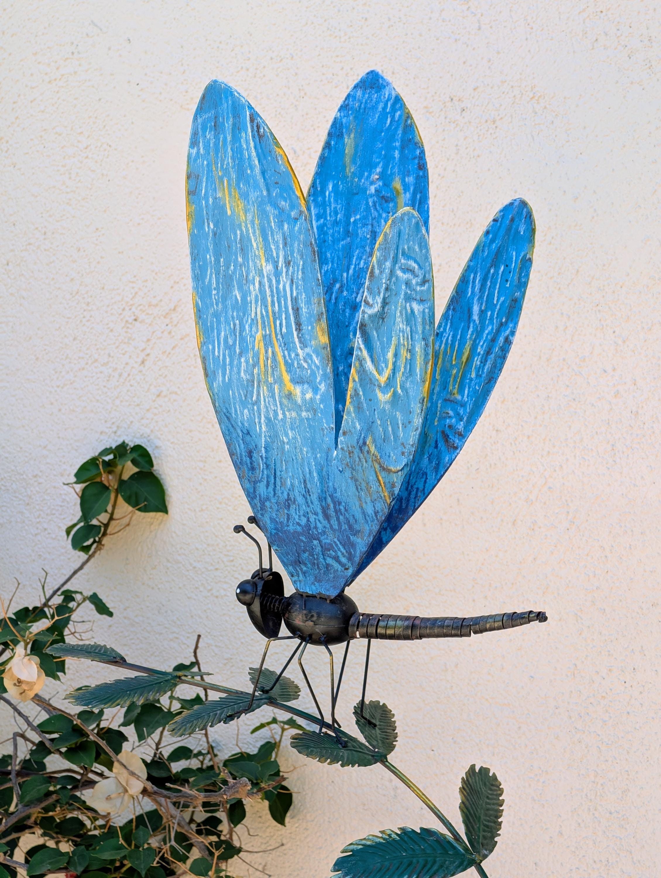Metal Dragonfly Garden Stake with Moving Wings, Rustic Outdoor Yard Art