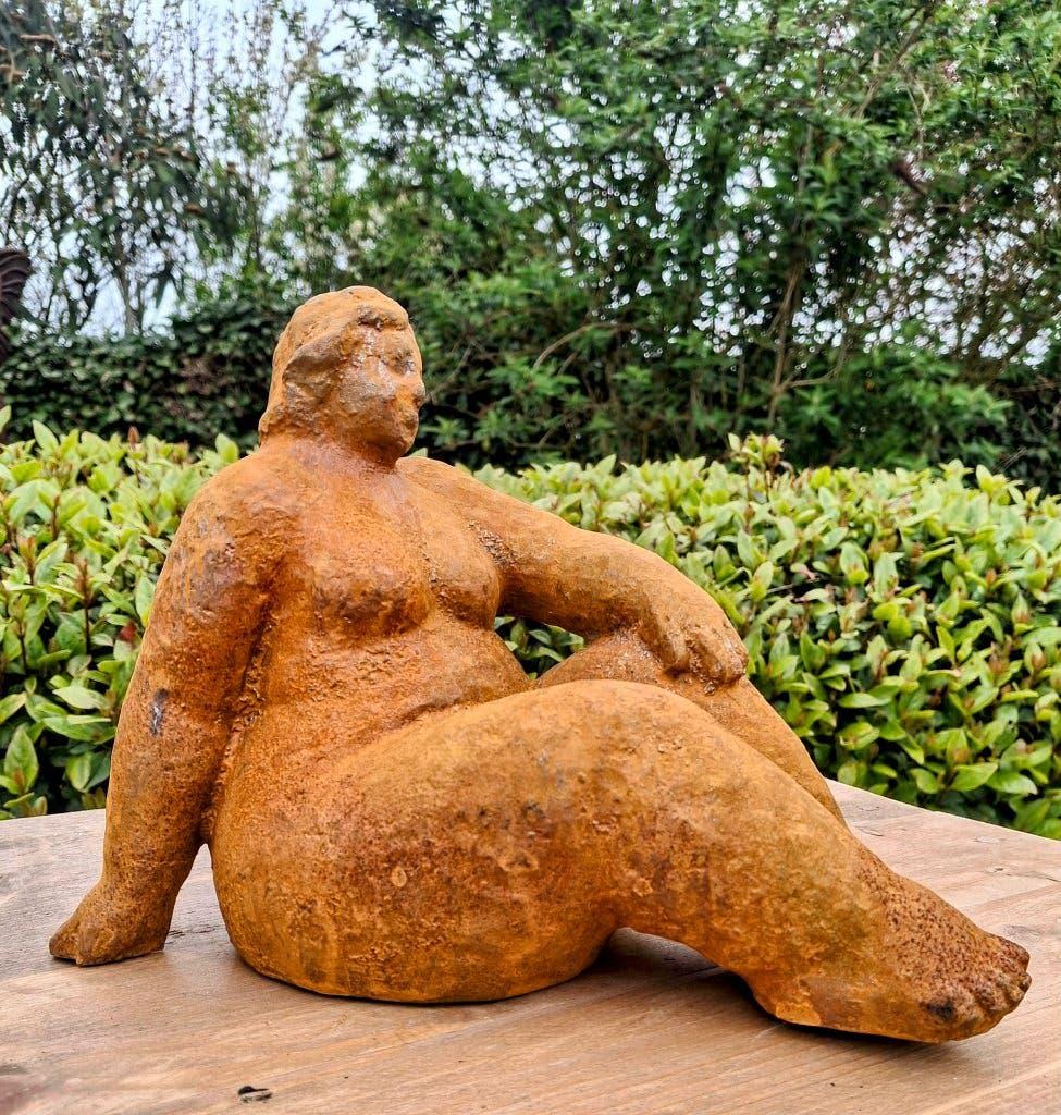 Set of 3 Cast Iron Curvy Lady Statues, Rustic Garden Sculptures, Body Positive Art, Farmhouse Outdoor Decor, Full Figure Figurines