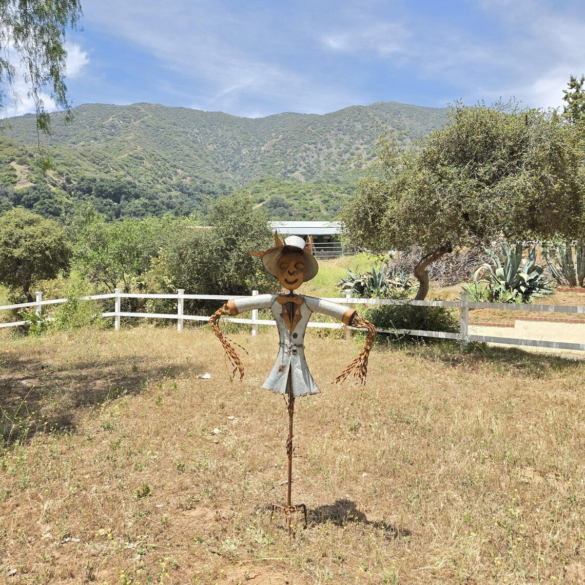65" H Large Metal Garden Scarecrow Yard Art with Yarn Decor for Outdoor Fall