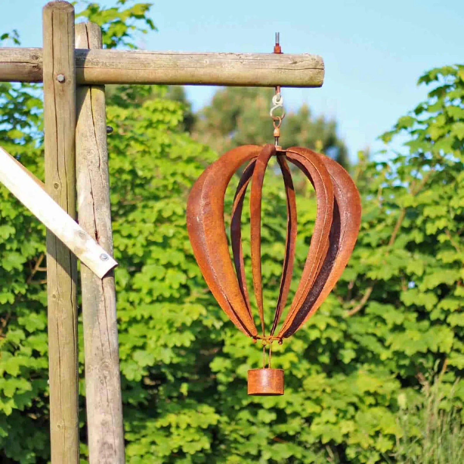 Rusty Metal Hot Air Balloon Wind Spinner: Hanging Garden Sculpture