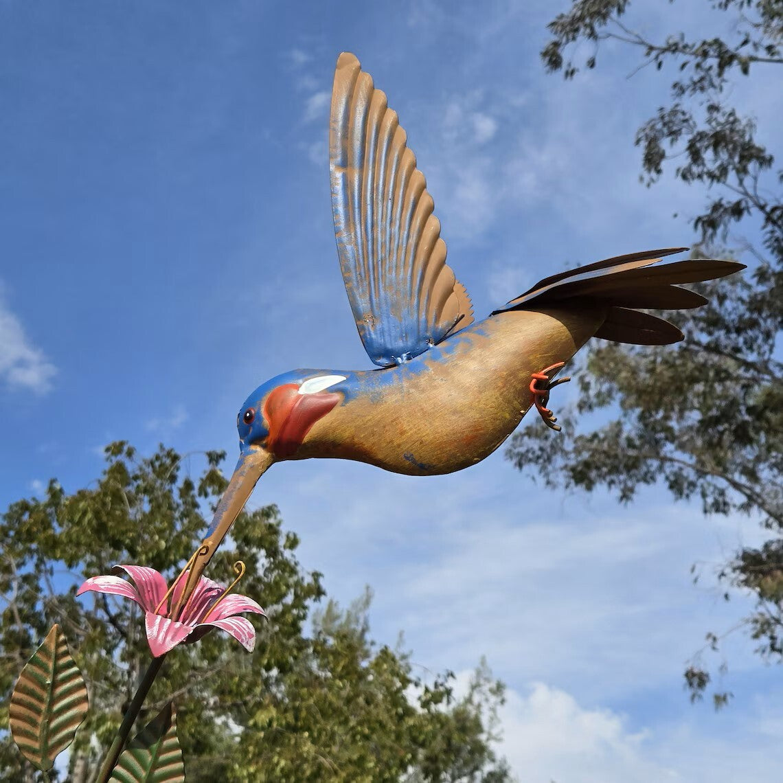 88“Tall Metal Hummingbird Shape Handmade Metal Kingfisher Garden Art – Artistic