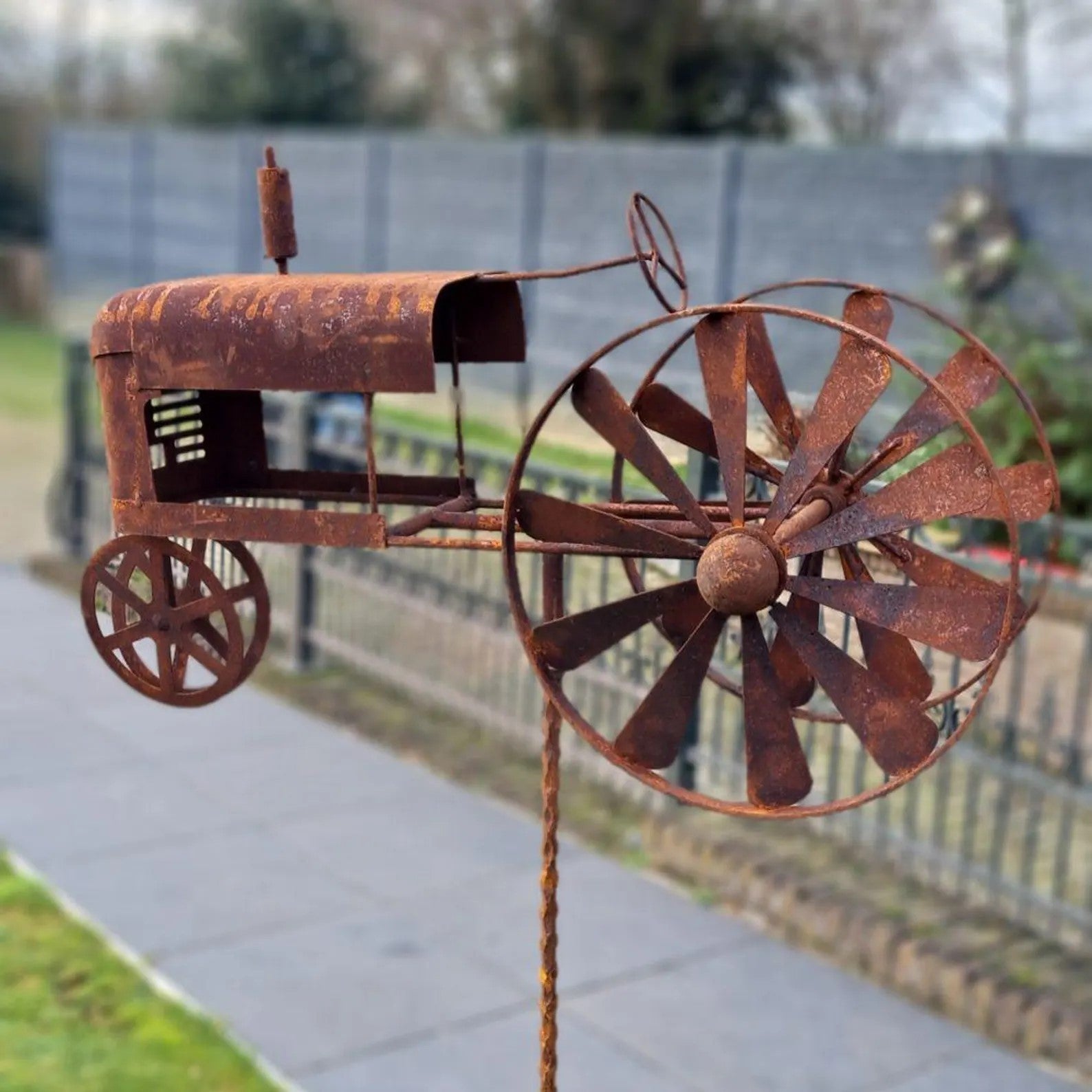 Rusty Metal Tractor Wind Spinner Garden Ornament – Vintage Farm Style Windmill
