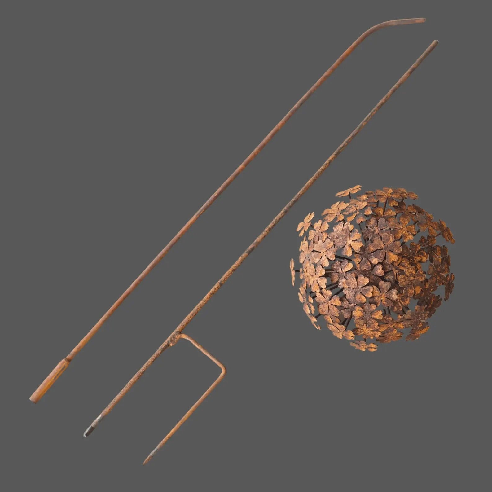 Rusty metal flower stake, garden gift - Set of 6 flowers