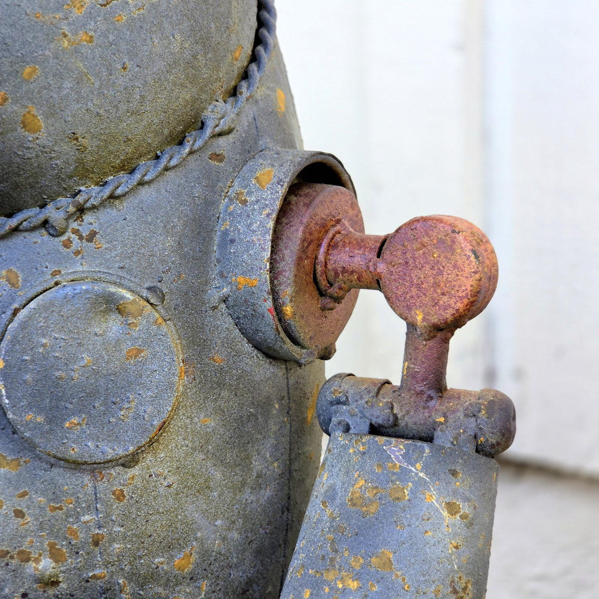 Whimsical Metal Robot Sculptures, Rustic Garden & Patio Decor, Unique Gift for Robot Lovers