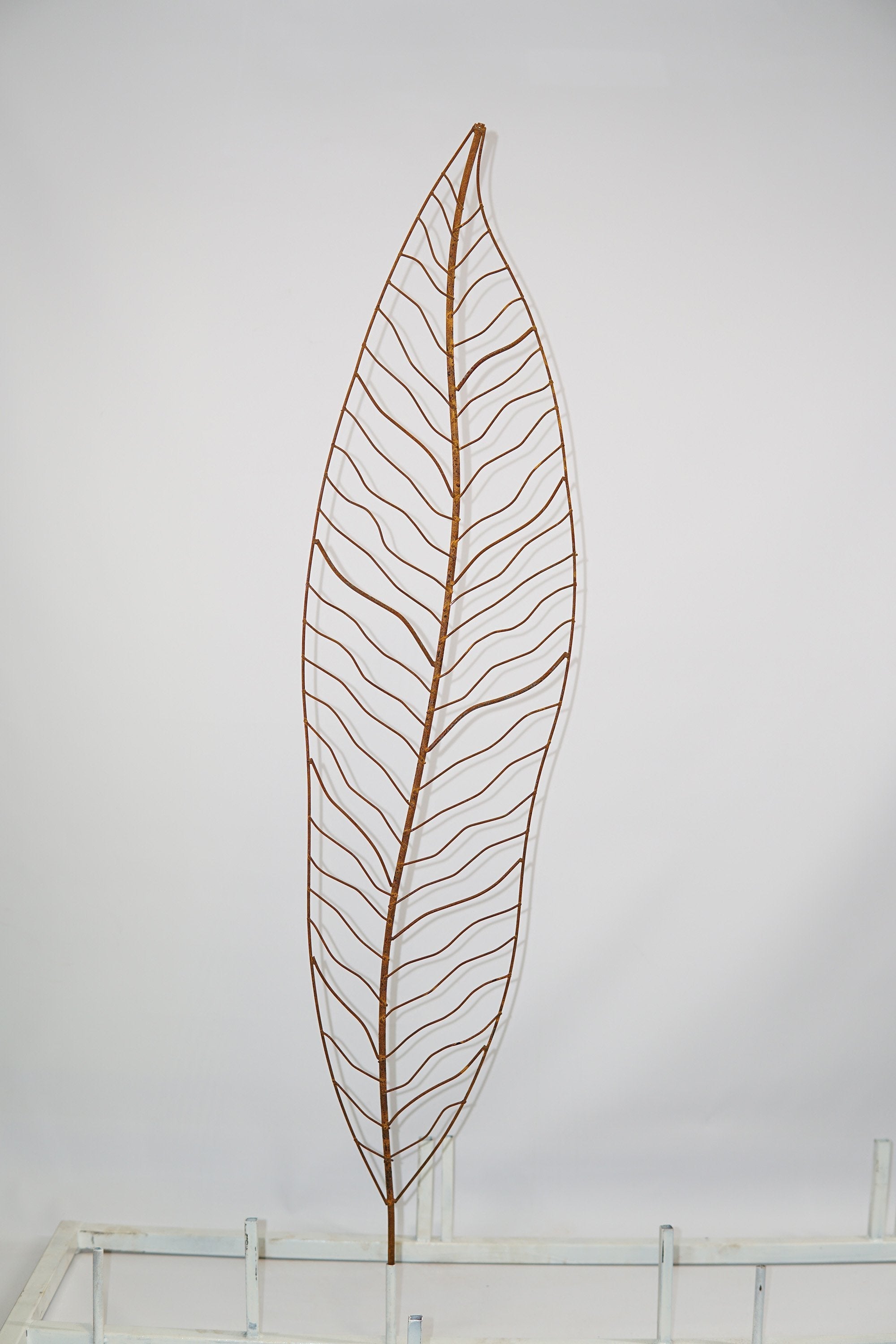 W4084  Narrow Leaf - Set of 5