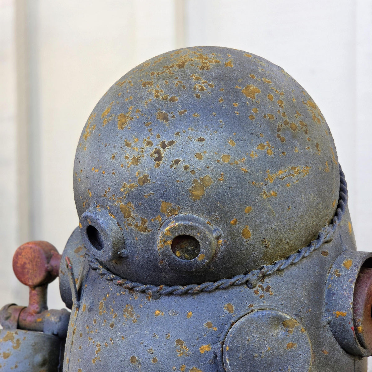 Whimsical Metal Robot Sculptures, Rustic Garden & Patio Decor, Unique Gift for Robot Lovers