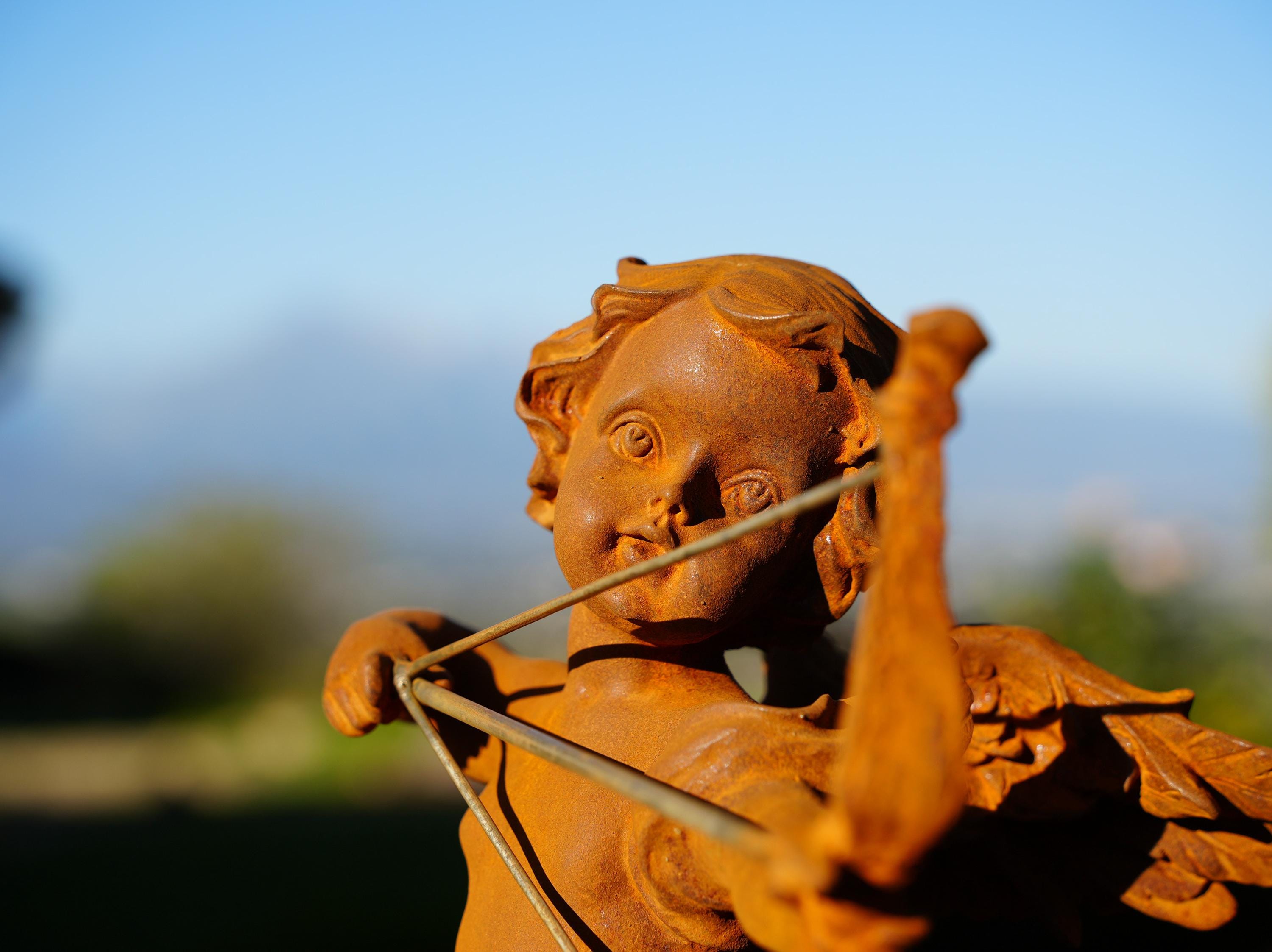 Metal Rustic Cast Iron Cupid Garden Statue – Vintage Outdoor Decor, Garden Angel