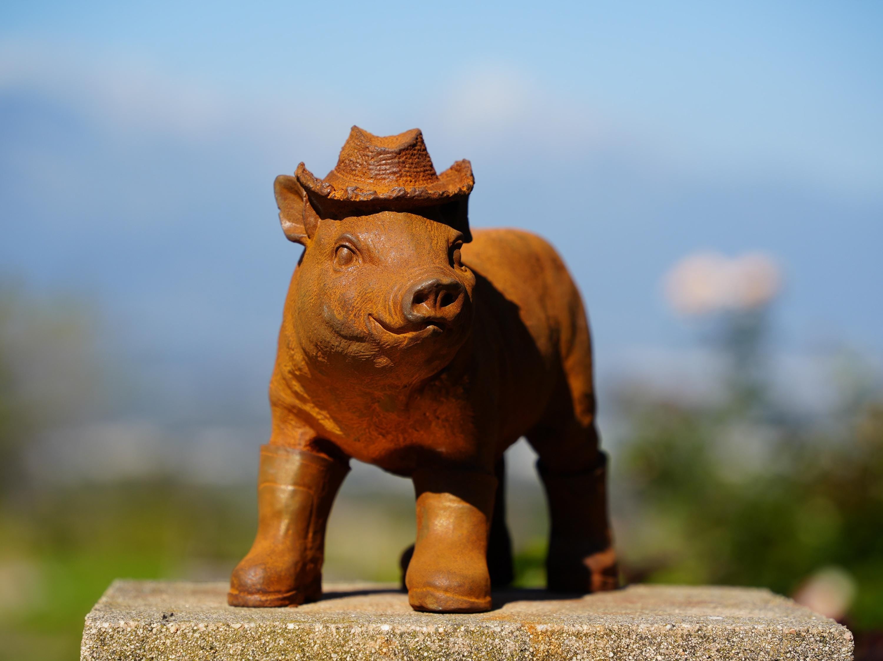 Cast Iron Pig Statues: Cowboy Garden Decor with Rain Boots