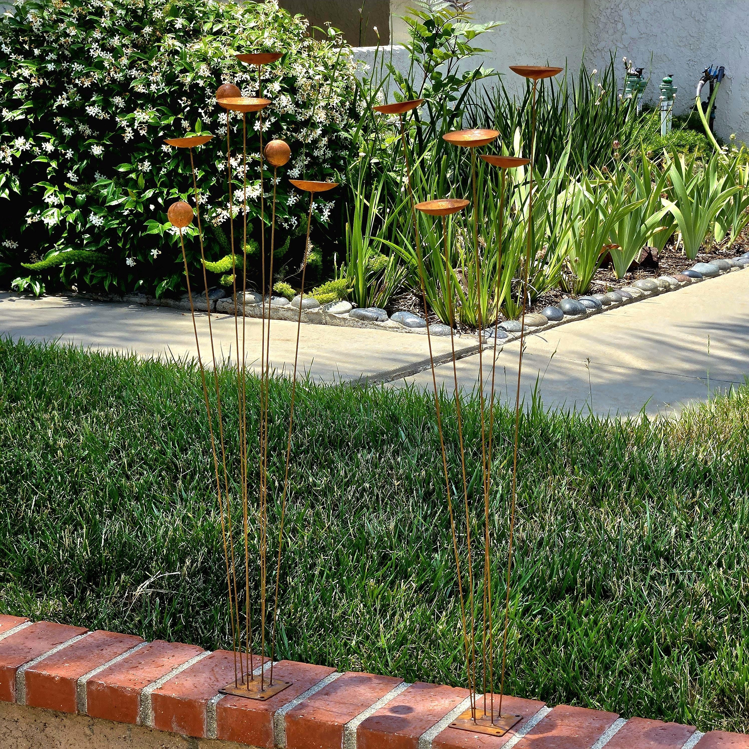 Metal Kinetic Garden Sculpture | Spinning Disc Outdoor Art, 35" Tall