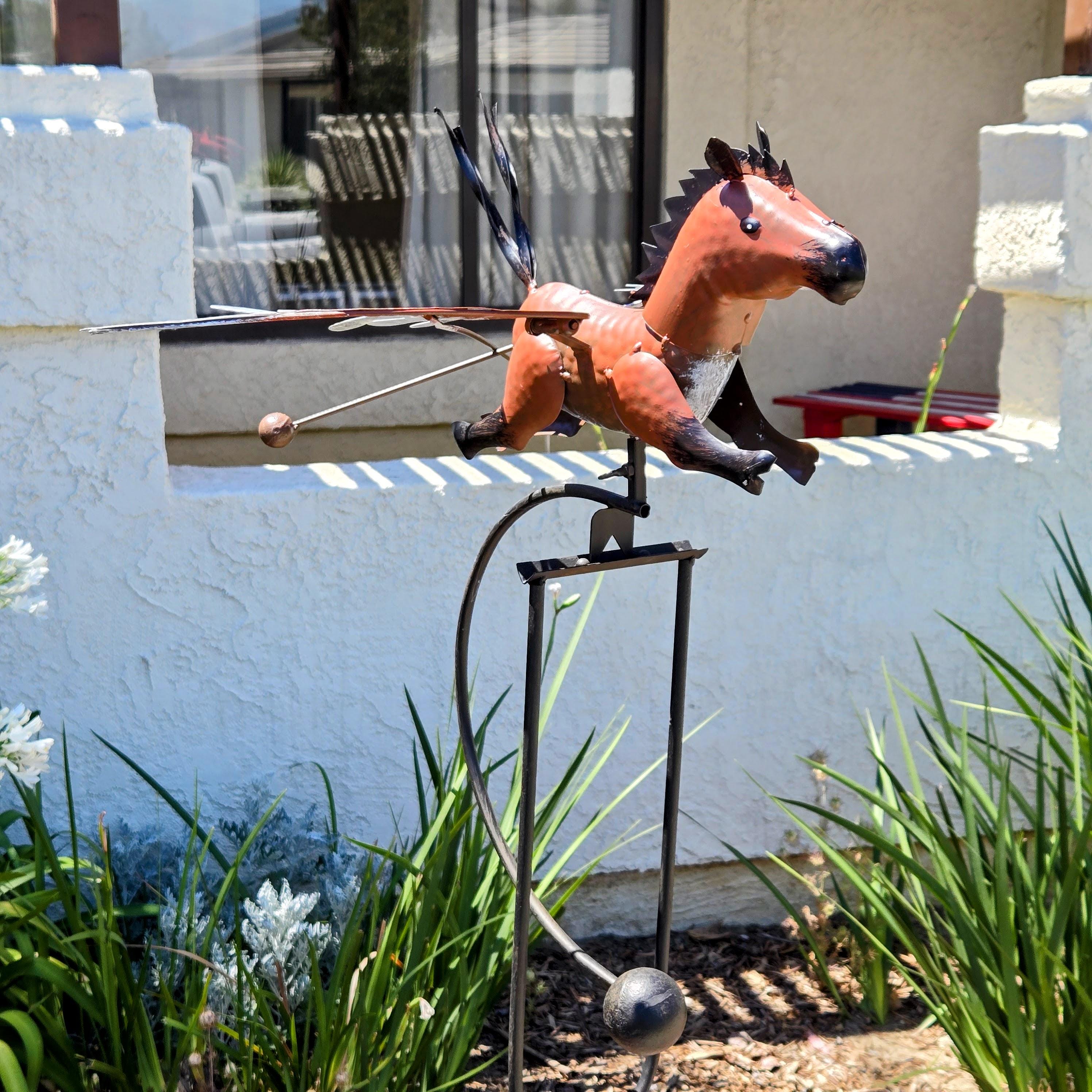 Flying Horse Garden Balancer – Kinetic Metal Yard Art Gift