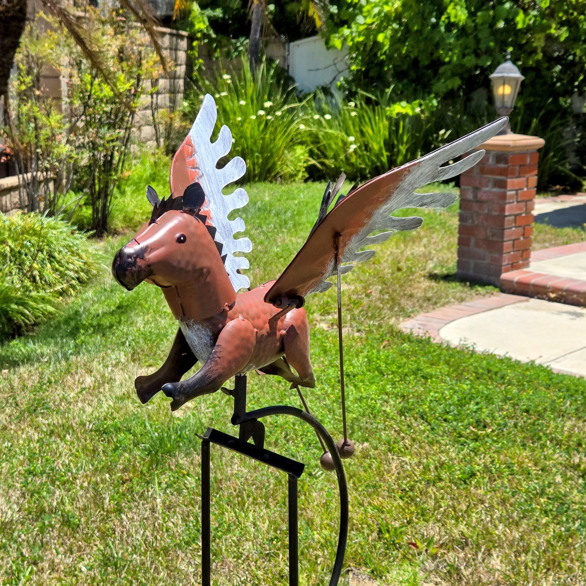Flying Horse Garden Balancer – Kinetic Metal Yard Art Gift