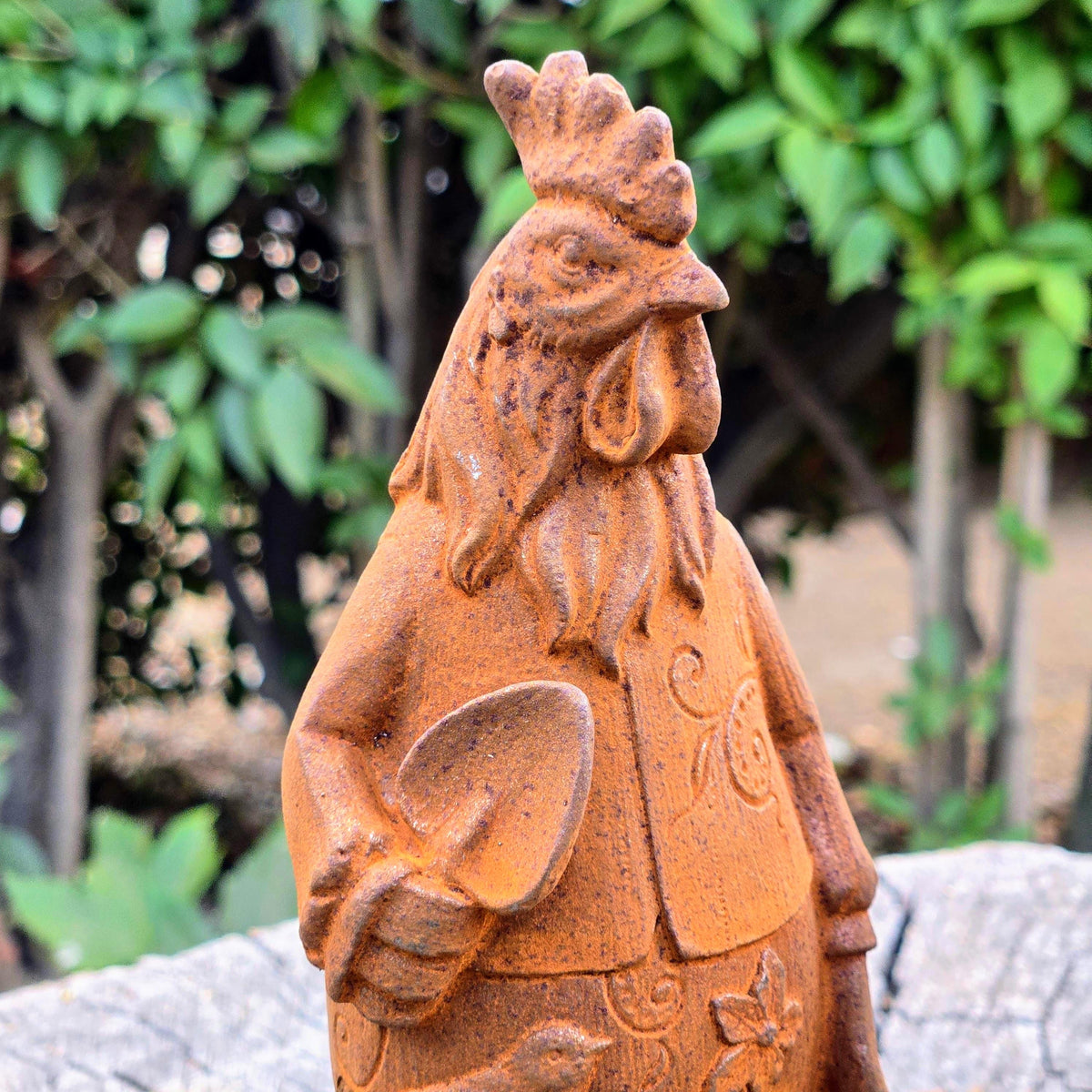 Cast Iron Rooster & Hen Couple – Rustic Farmhouse Chicken Statues
