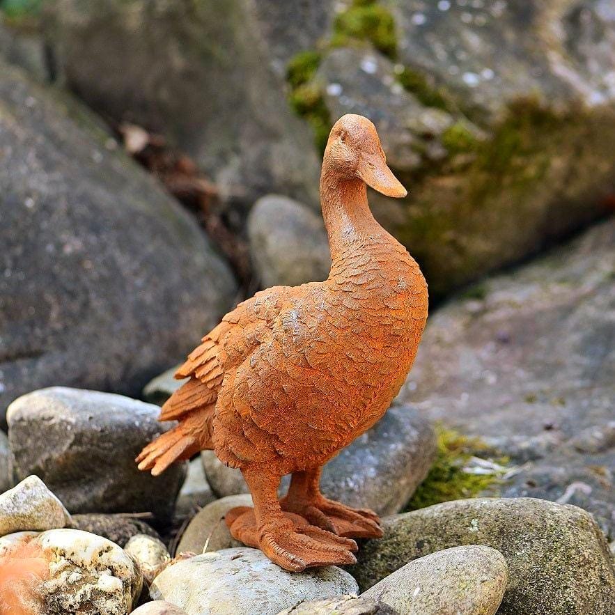 Rustic Cast Iron Duck Statue: Farmhouse Garden Decor