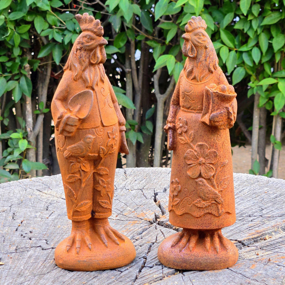 Cast Iron Rooster & Hen Couple – Rustic Farmhouse Chicken Statues