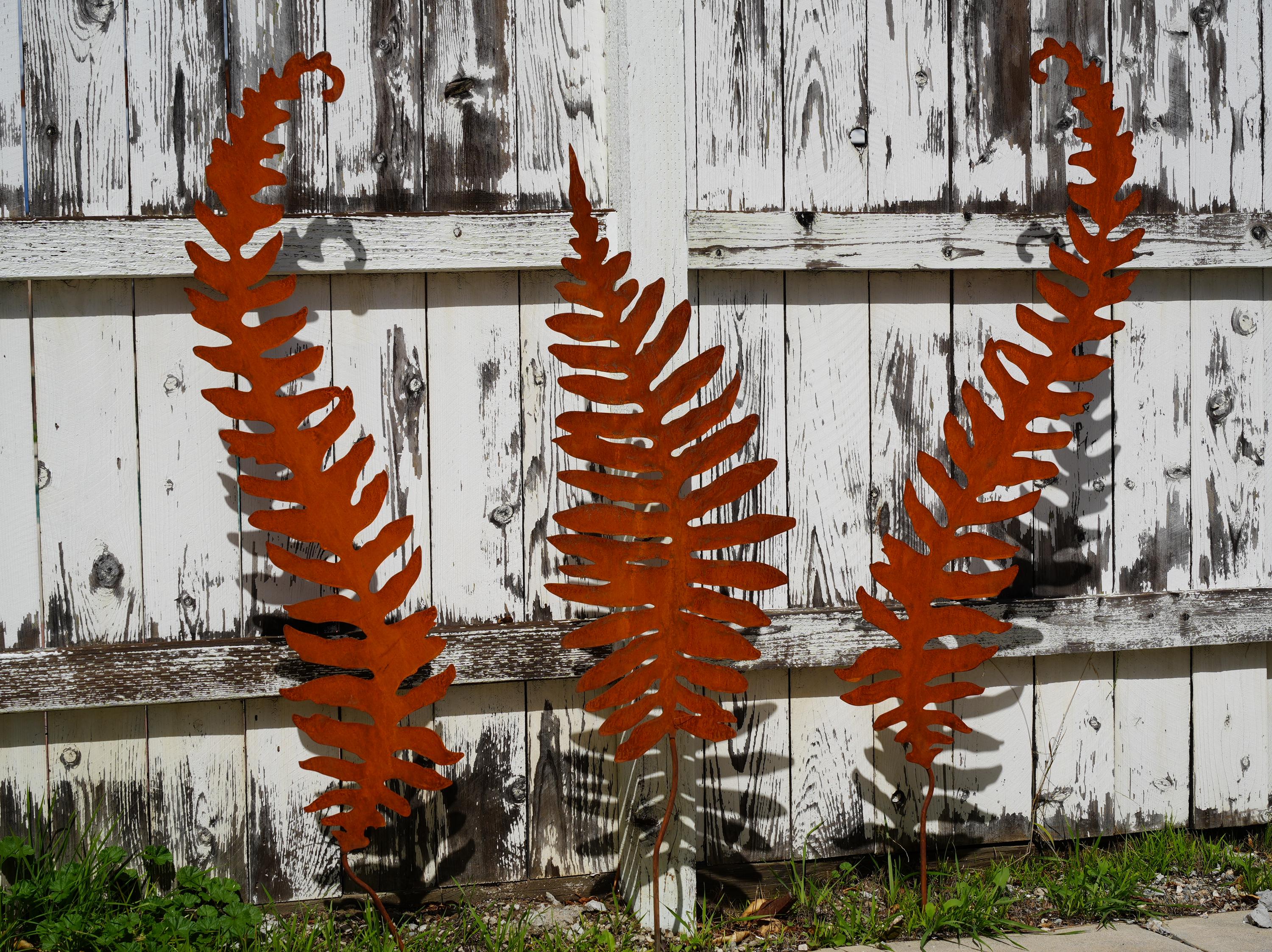Giant Rusty Metal Fern Garden Stake Set: Rustic Corten Steel Botanical Sculpture
