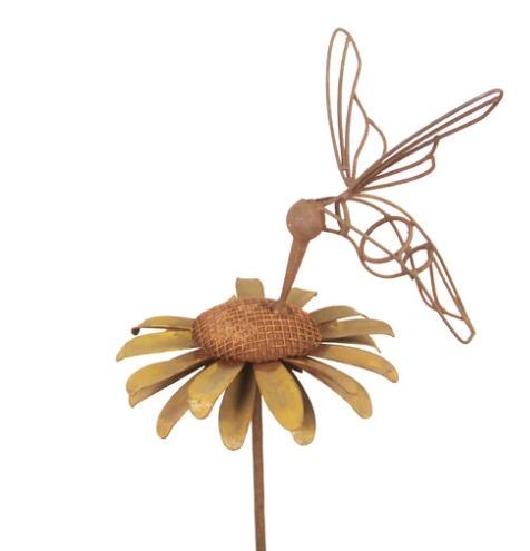 Rusty Hummingbird on Daisy Garden Stake – Handcrafted Metal Art for Outdoor Yard Decor