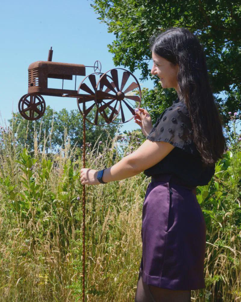 Rusty Metal Tractor Wind Spinner Garden Ornament – Vintage Farm Style Windmill Stake Decoration