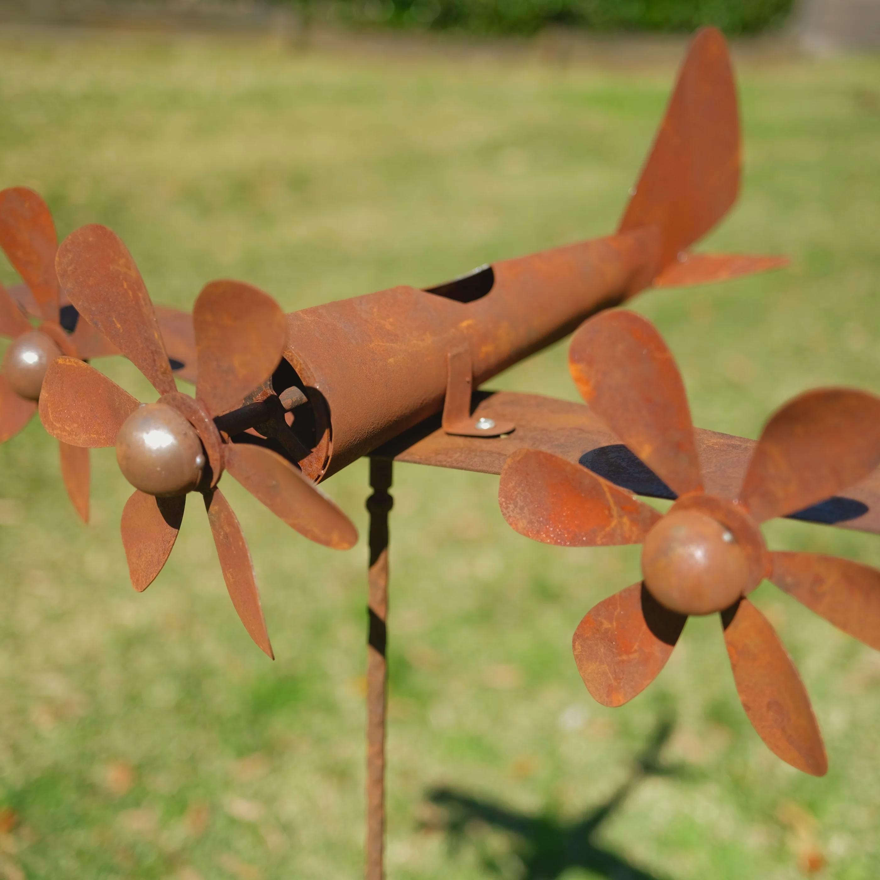 Handmade Rusty Iron Wind Spinner: Vintage Metal Flower Garden Art (67"H)