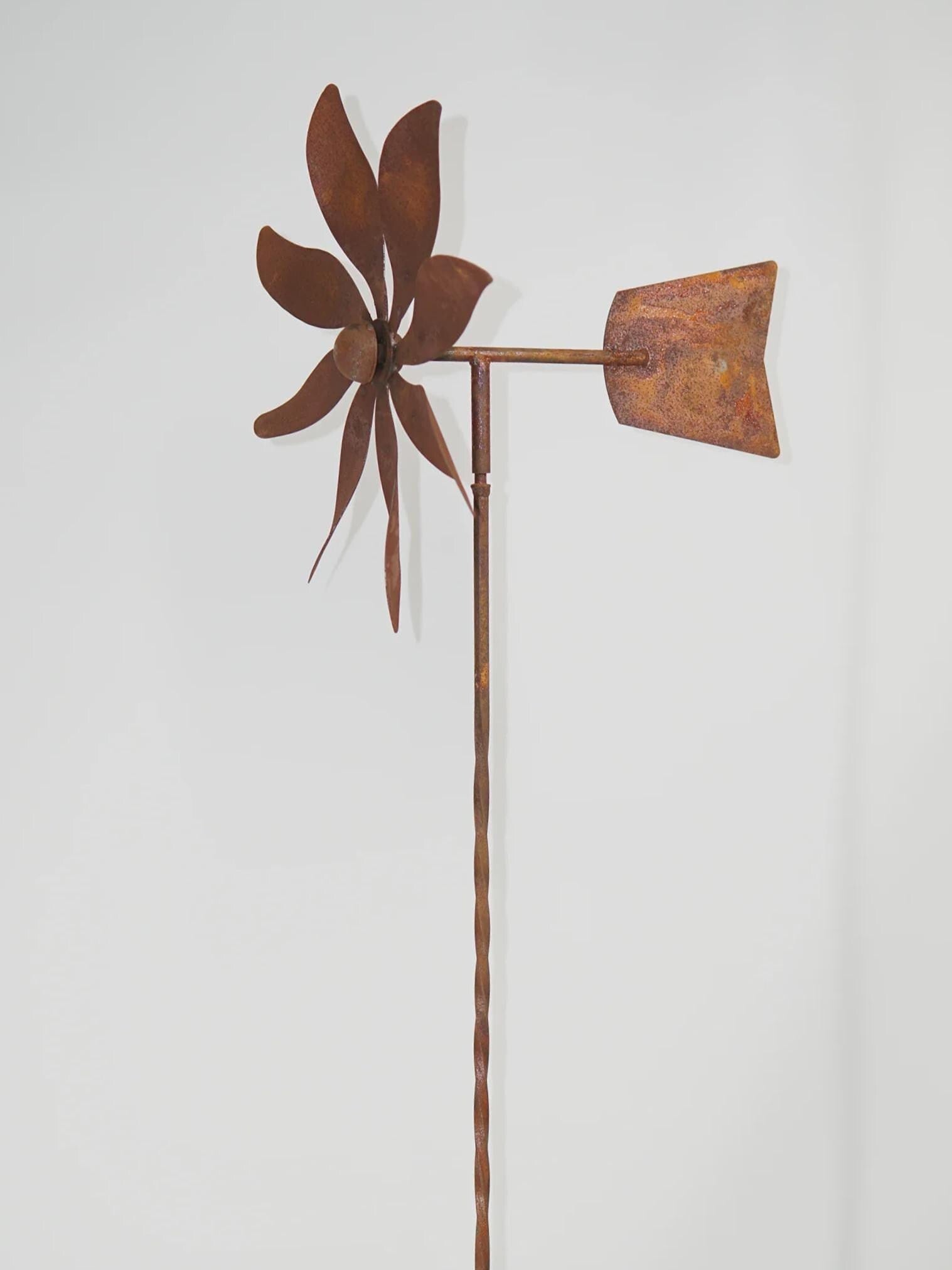 Handmade Rustic Metal Flower Wind Vane: Iron Garden Decor
