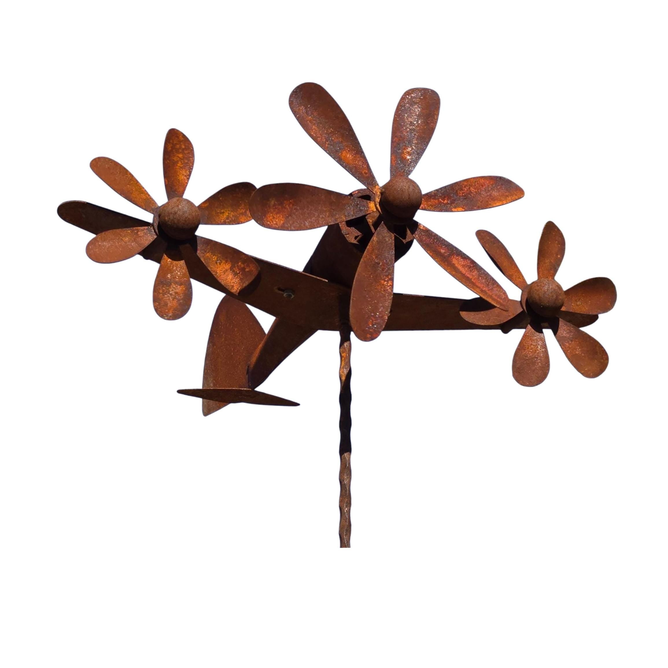 Handmade Rusty Iron Wind Spinner: Vintage Metal Flower Garden Art (67"H)