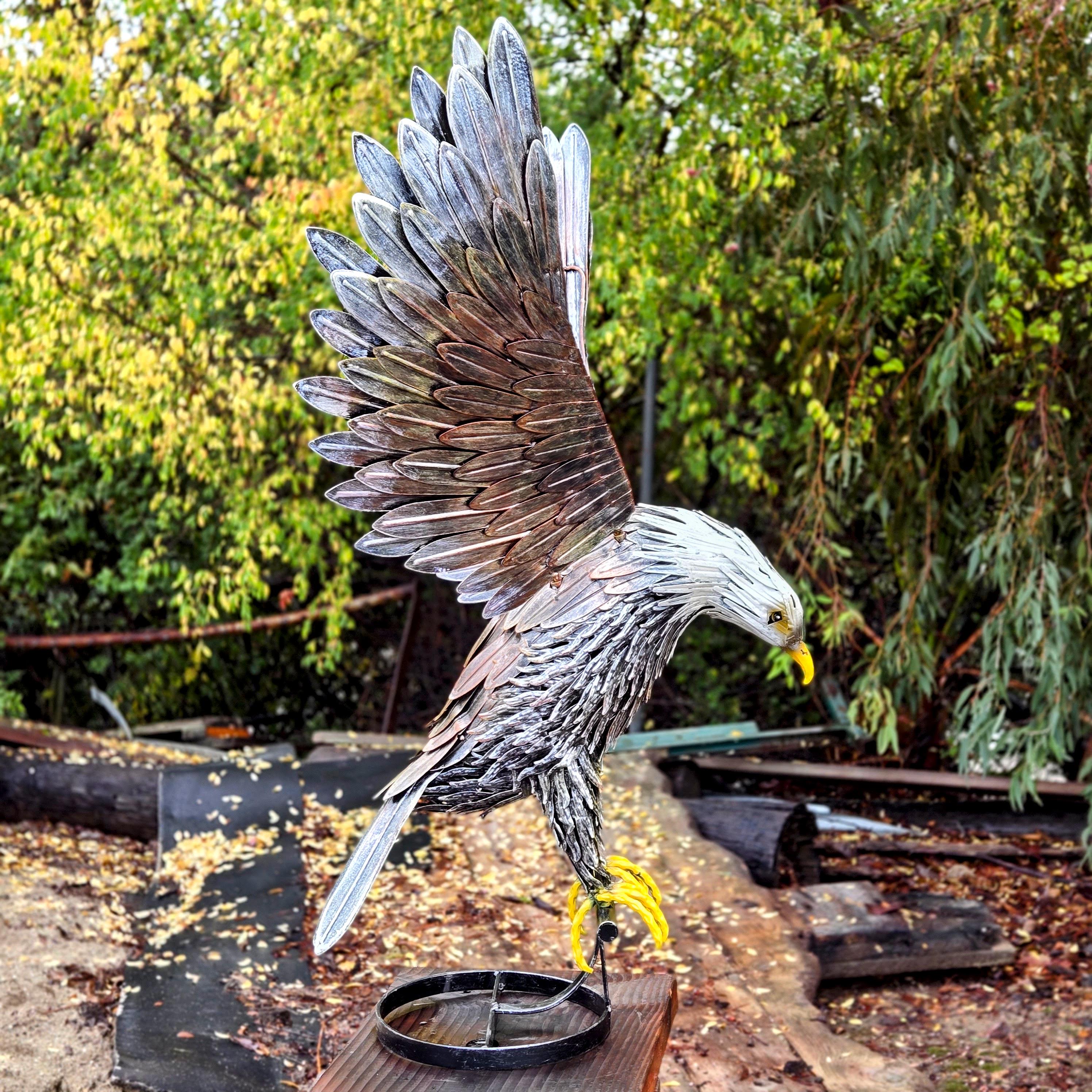 Handcrafted Metal Bald Eagle for outside Garden Sculpture: Patriotic Outdoor Art