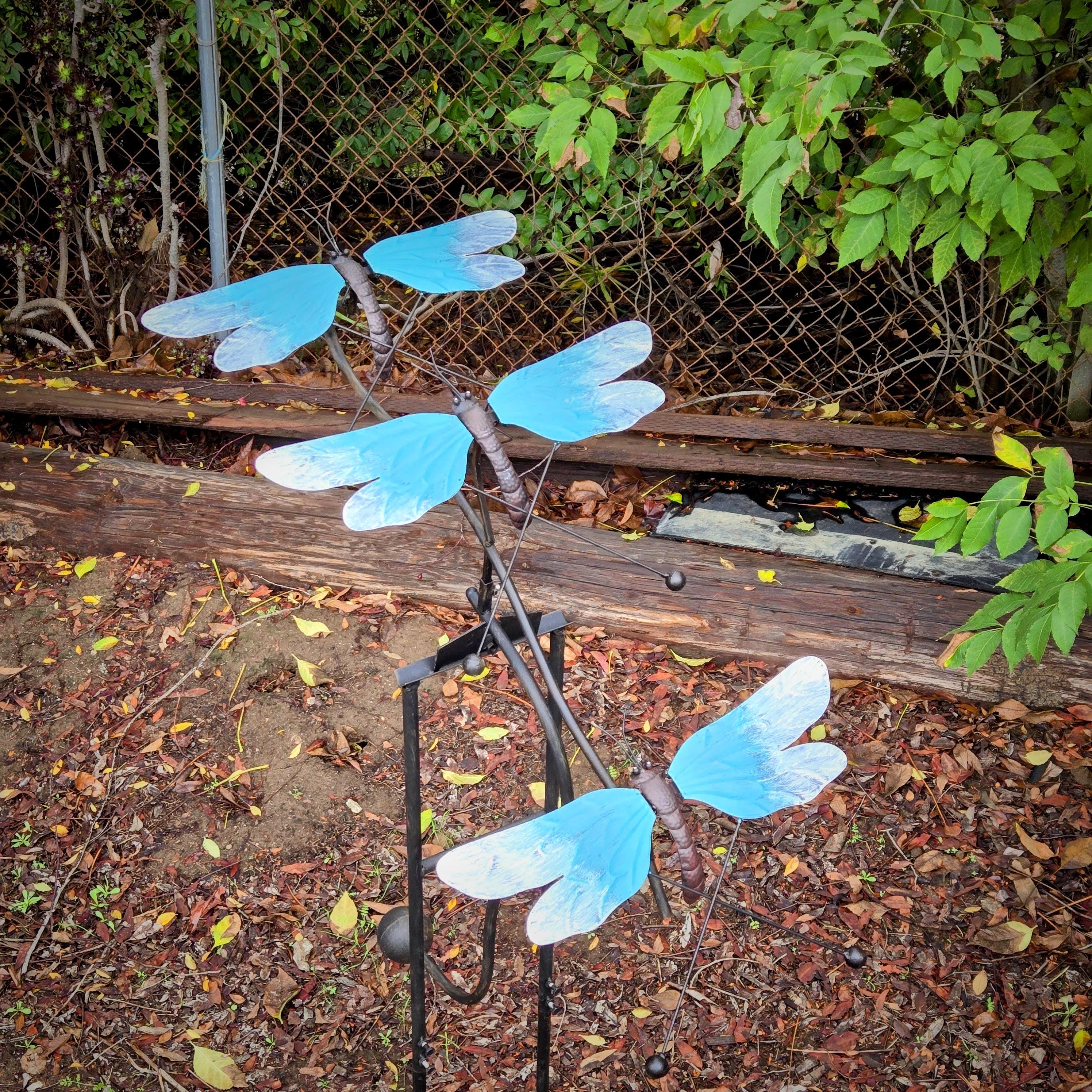 Rustic Metal Dragonfly Garden Balancer – Vintage Yard Art Outdoor Lawn Sculpture
