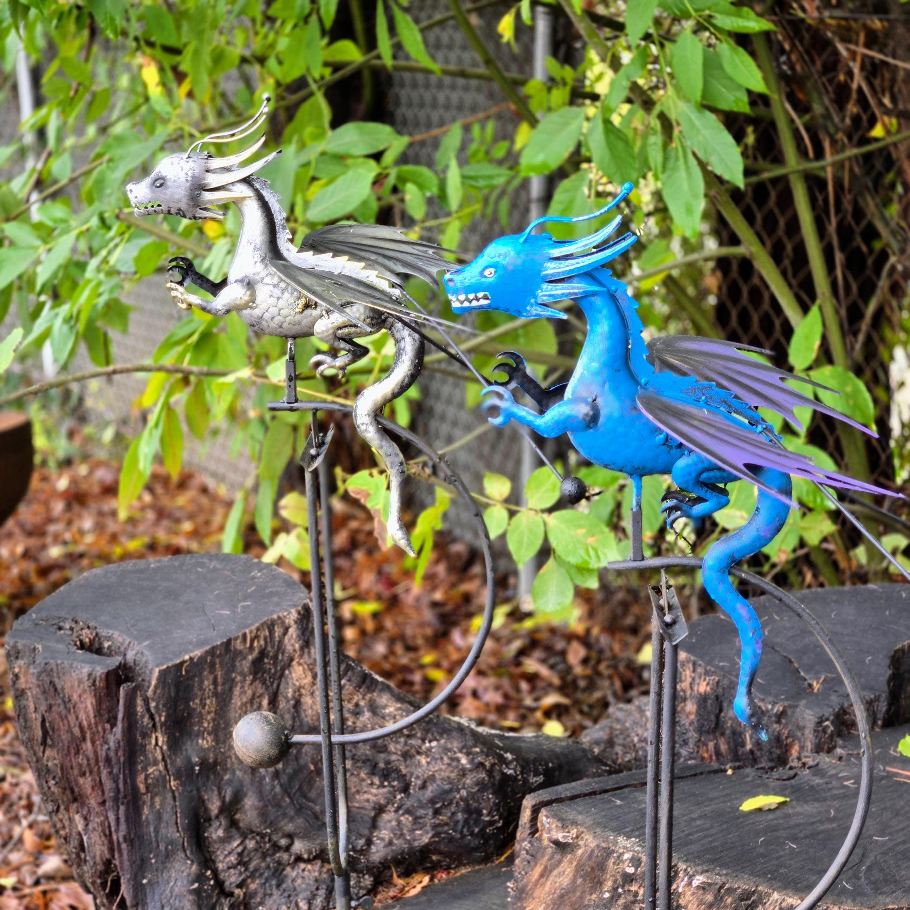 Metal Flying dragon Garden Rocker: Steel Balancing Lawn Ornament