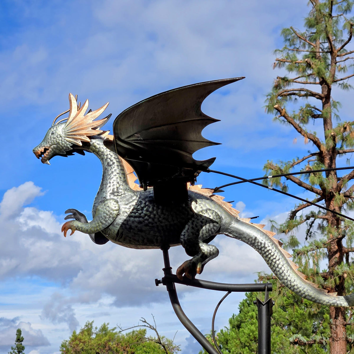Metal Dragon Rocker – Rustic Outdoor Sculpture, Yard Art Decor