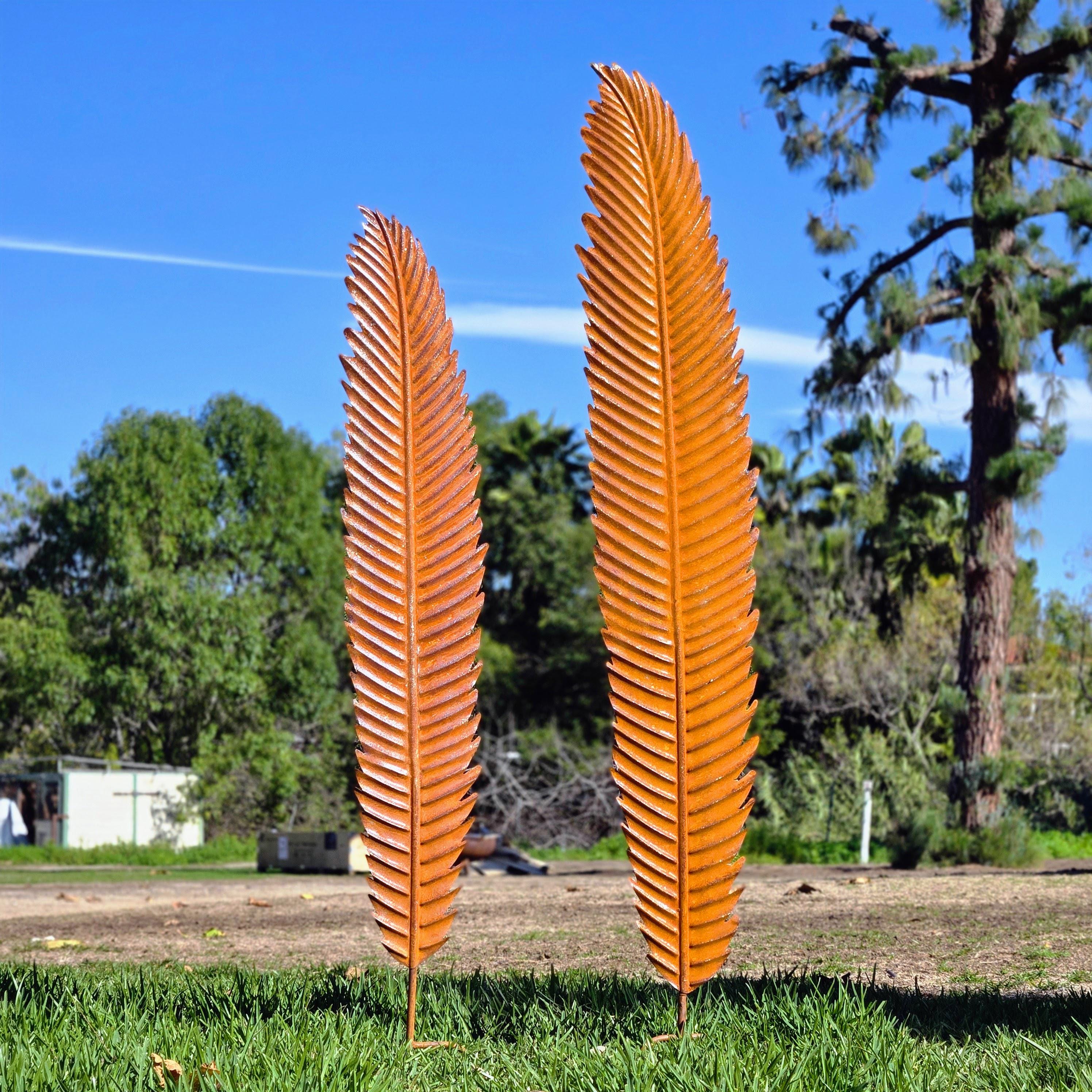 Rustic Metal feather Garden Stake – Tropical Yard Art