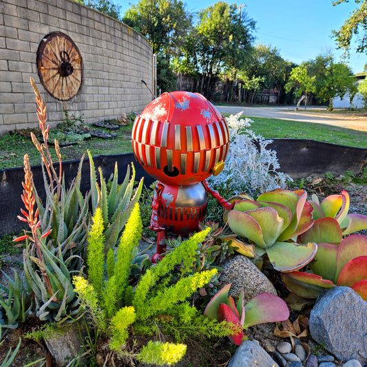 Red Metal Robot Sculpture – Rustic Industrial Garden Art, Handmade