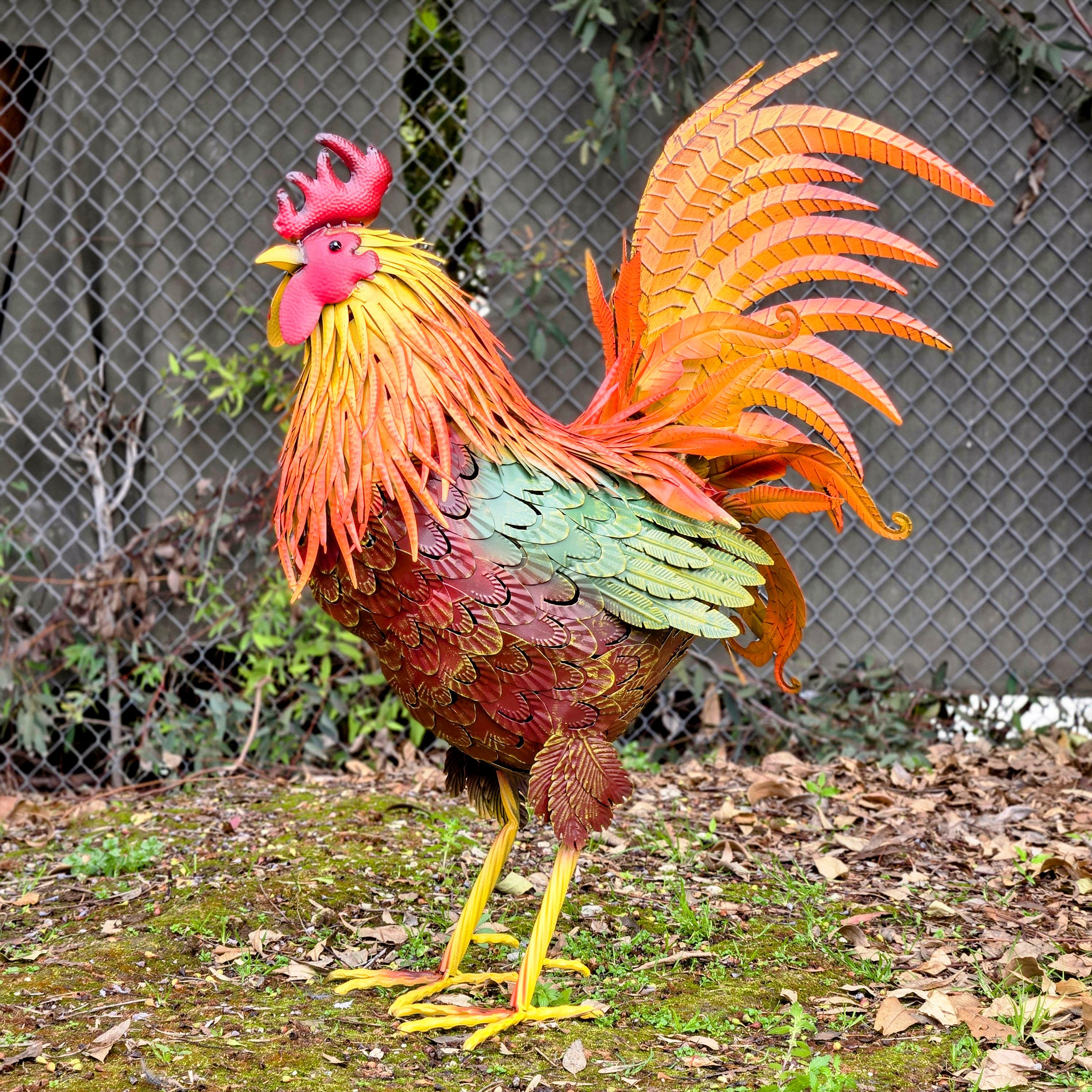 Handcrafted Metal Rooster Garden Statue – Farmhouse Yard Art Chicken Sculpture, Rustic Outdoor Decor