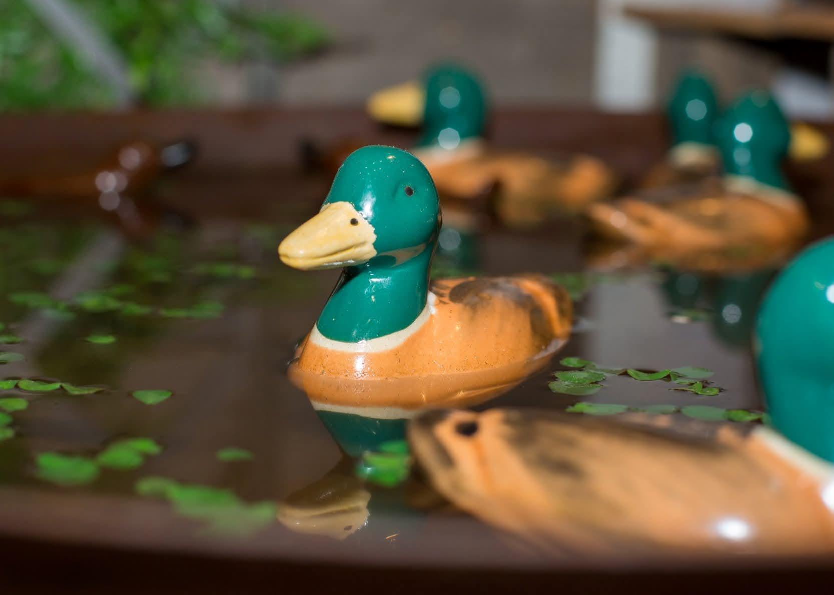 Ceramic Floating Duck Ornament – Garden Pond, Bird Bath, Fountain Decor