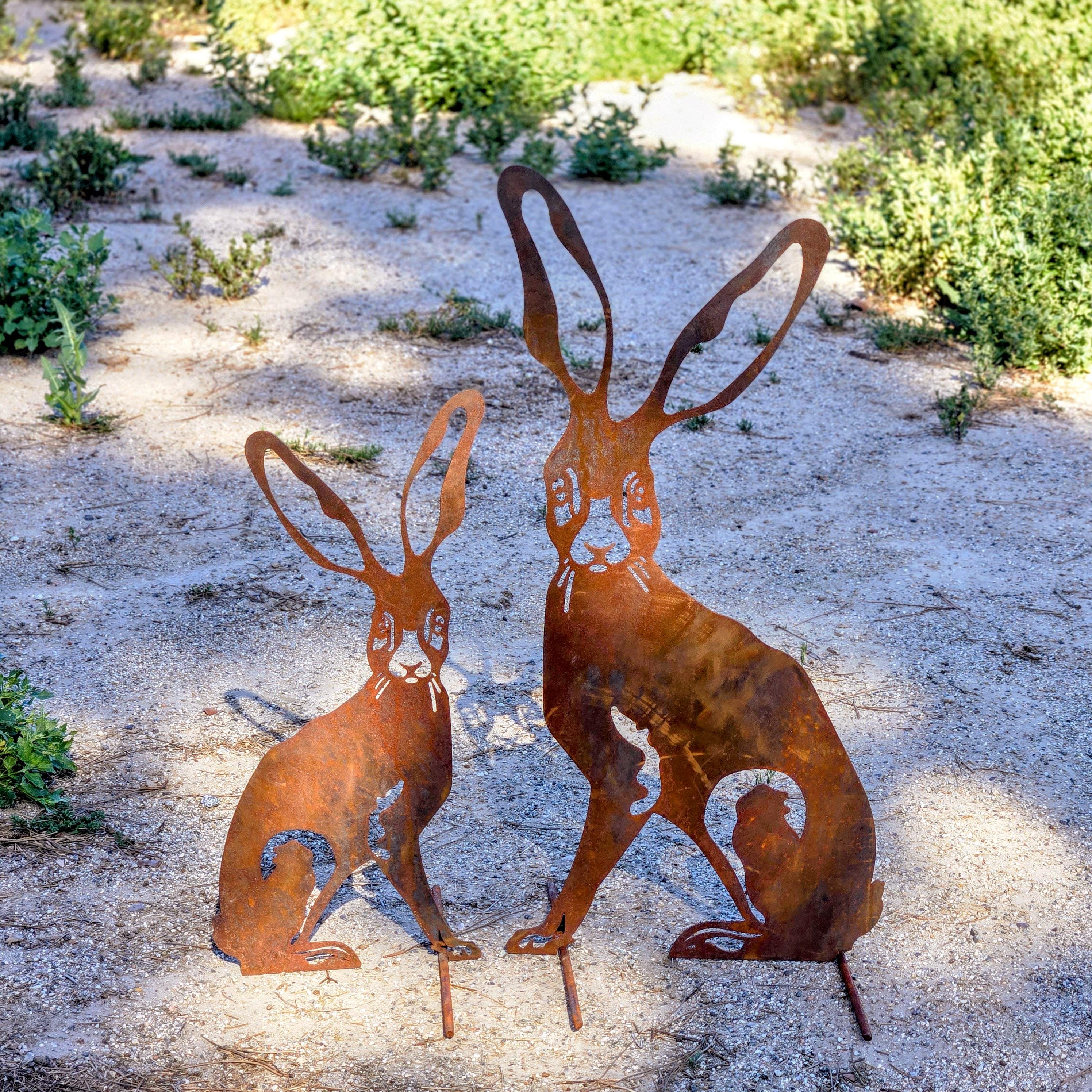 Rustic Metal Rabbit Garden Stakes – Patina Steel Easter Yard Art, Farmhouse Decor