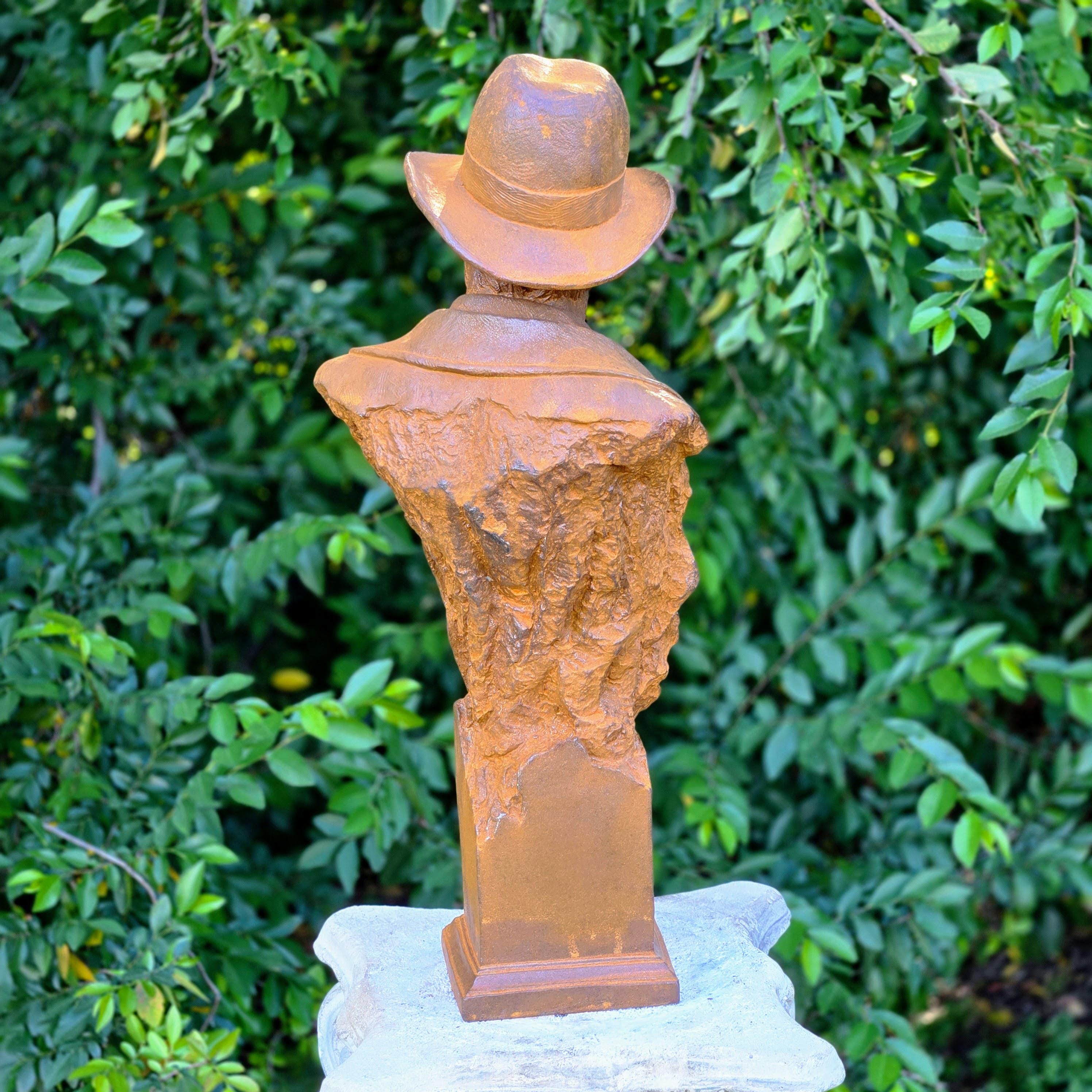 Cast Iron Cowboy Bust Sculpture – Rustic Western Garden Statue, Farmhouse Decor