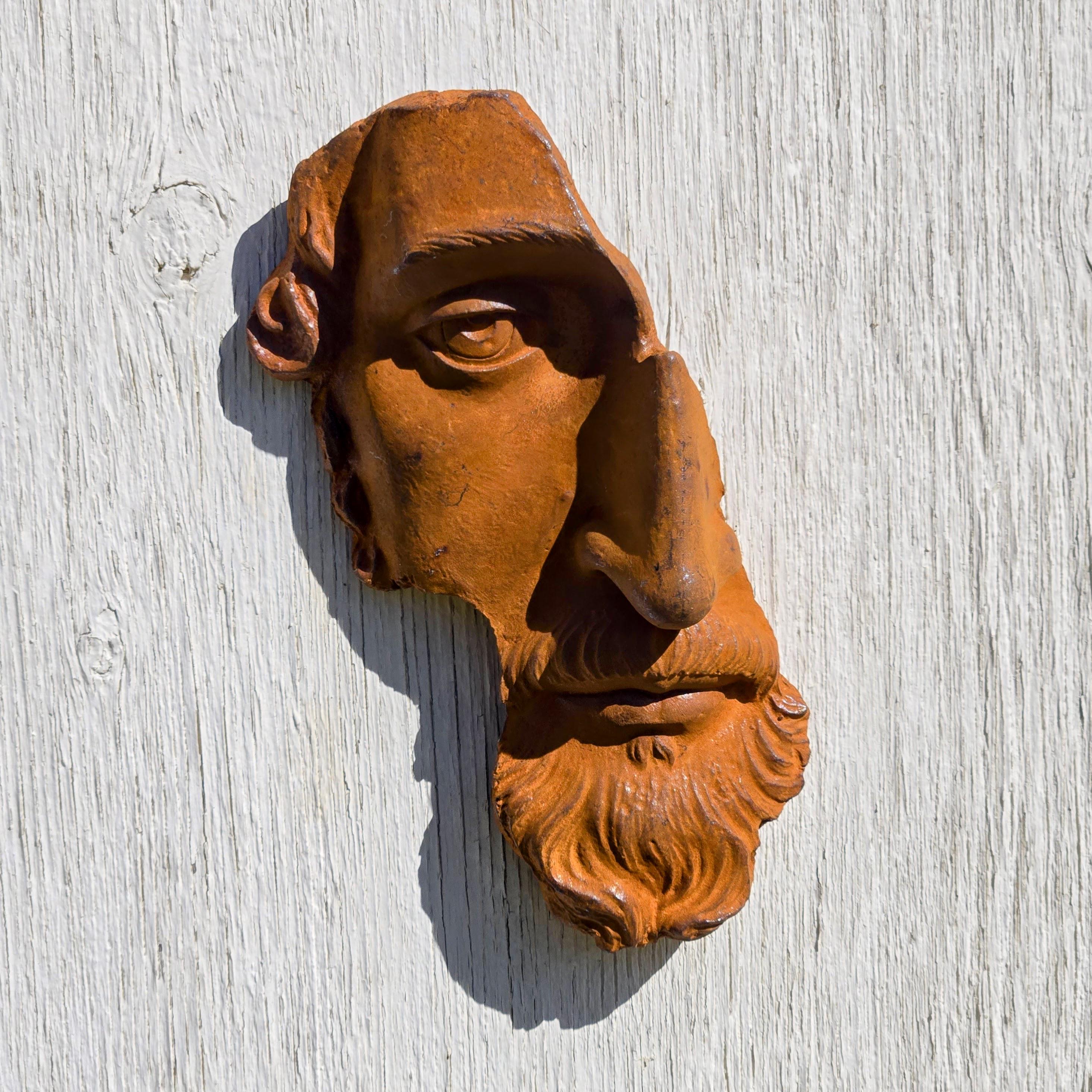 Cast Iron Roman Face Wall Sculpture – Rustic Garden Art, Farmhouse Decor